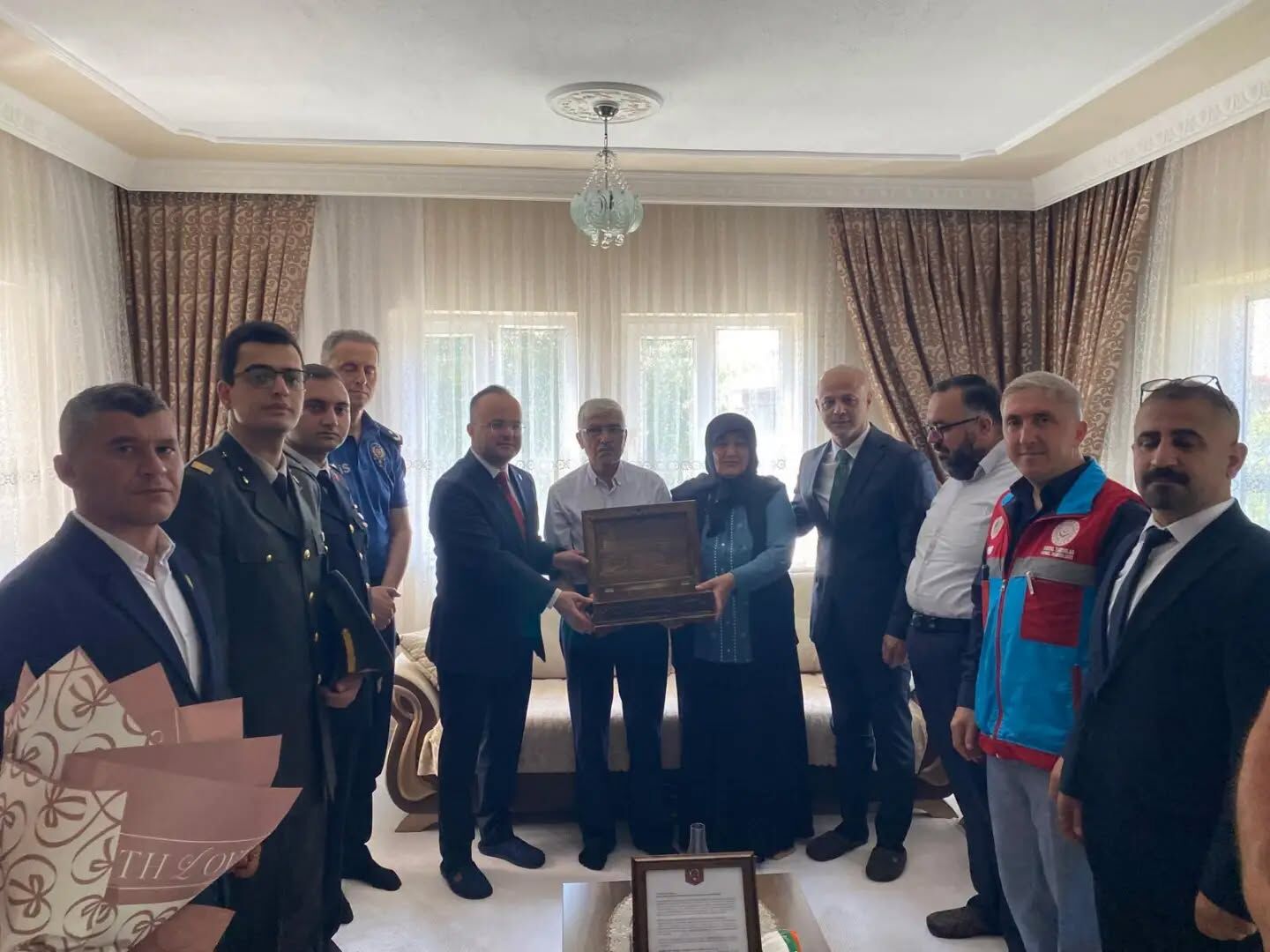 Afşin'de 15 Temmuz Kapsamında Şehit Ailesi Ve Gaziye Anlamlı Ziyaret3