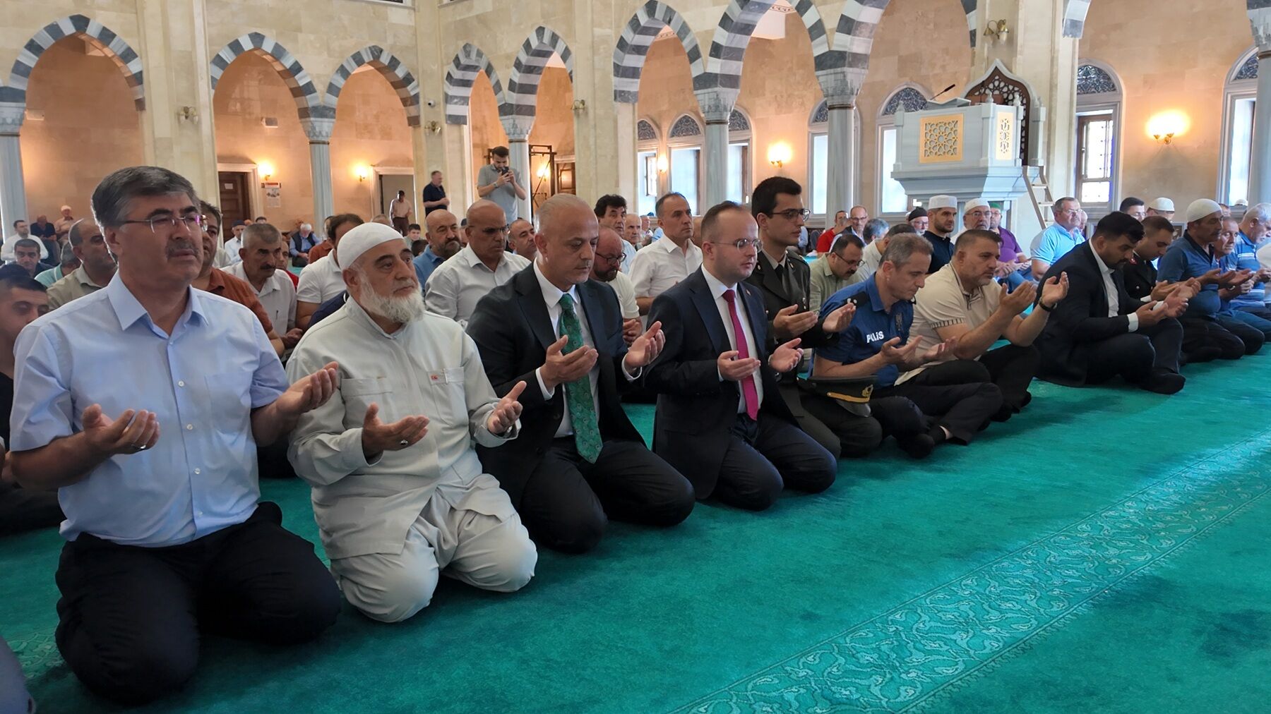 Afşin’de 15 Temmuz Şehitleri İçin Mevlid Programı Düzenlendi (4)-1