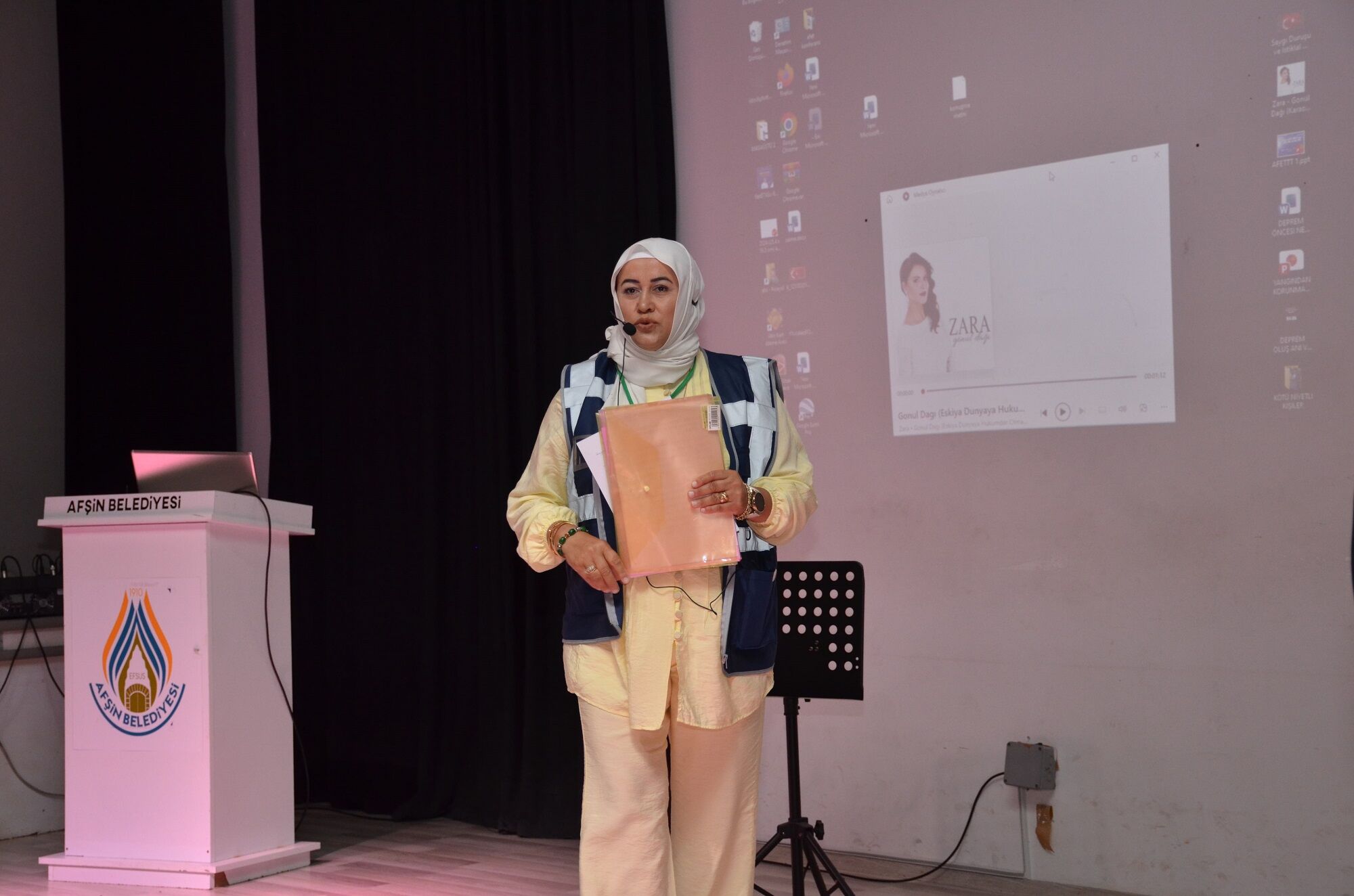 Afşin’de Afet Farkındalık Konferansı Düzenlendi (1)