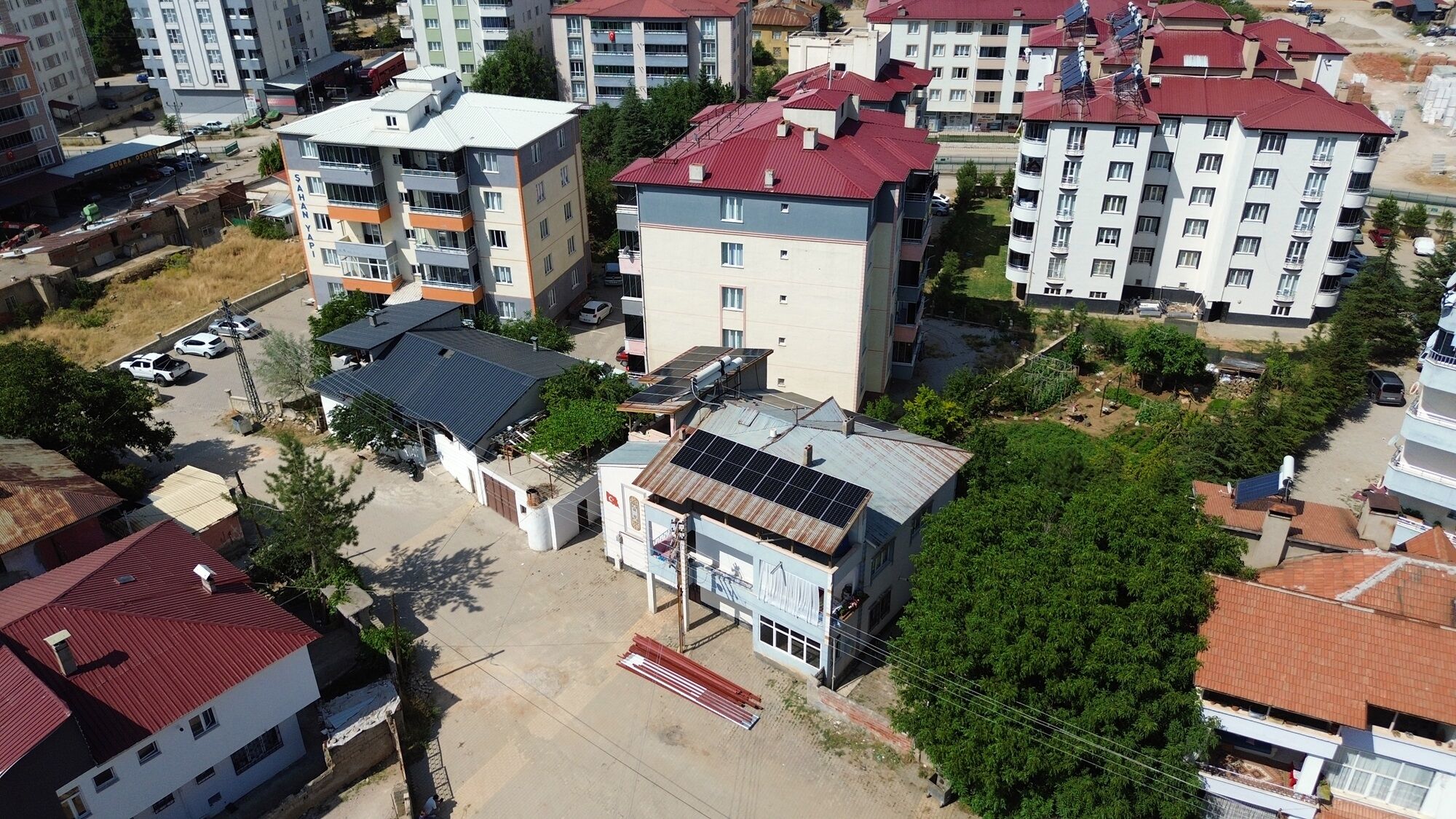 Afşin'de Çatısına Güneş Paneli Kurdu, Elektrik Faturasını Sıfırladı (3)