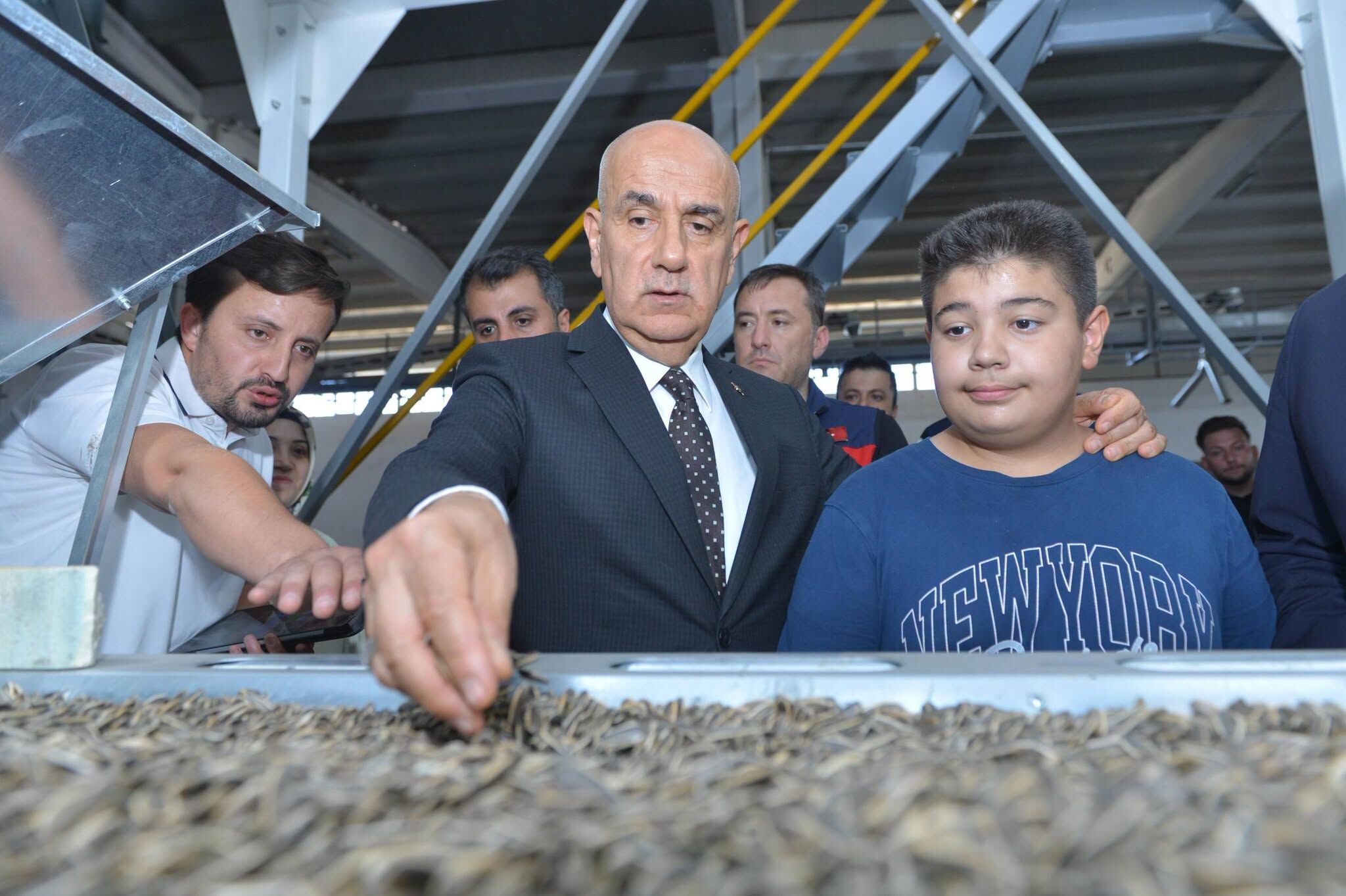 Afşin’de Kırsal Kalkınma Hamlesi Nohut İşleme Tesisi Ziyaret Edildi (2)