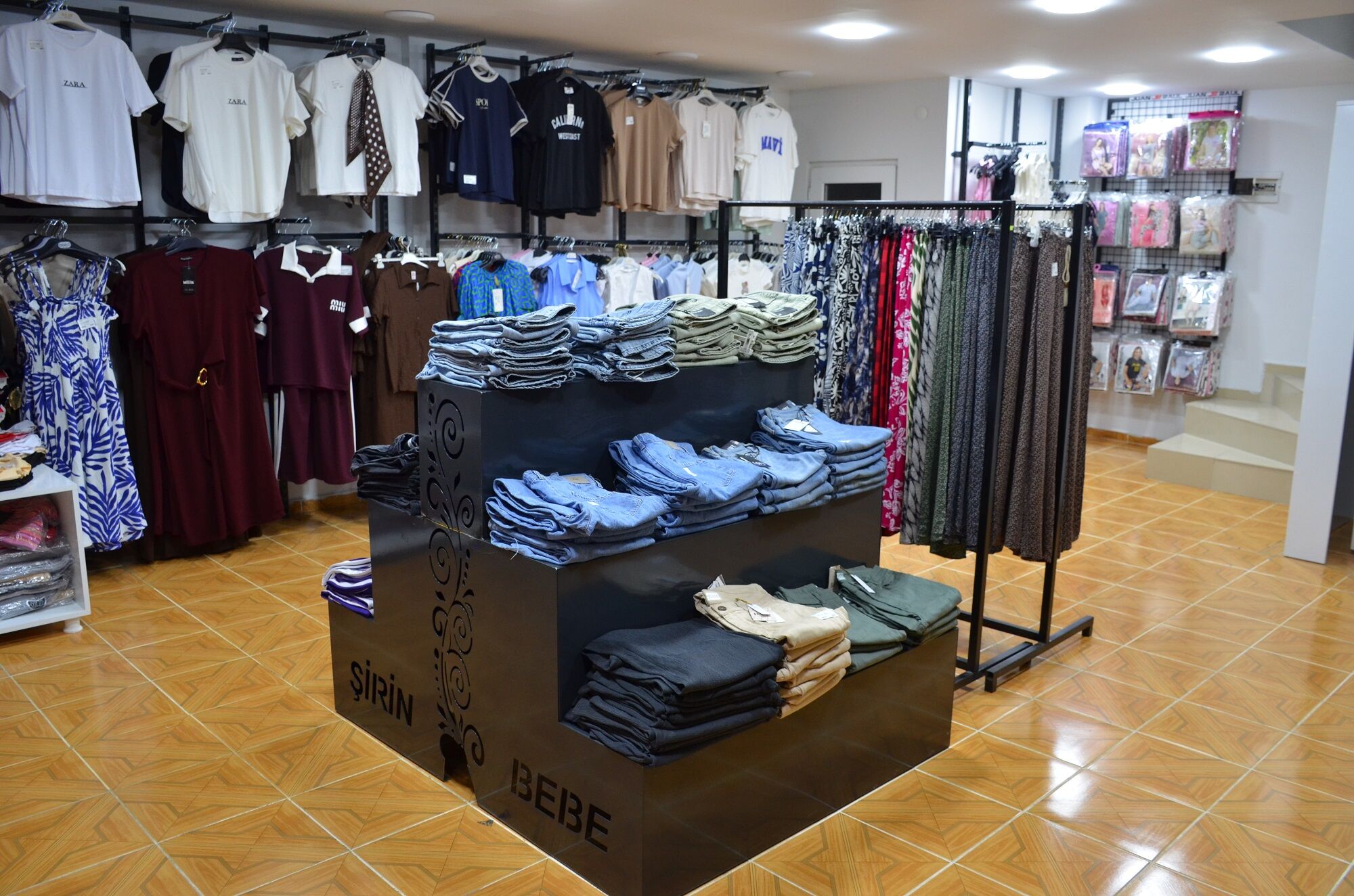 Afşin'de Şirin Outlet Mağazası Hizmete Açıldı (8)