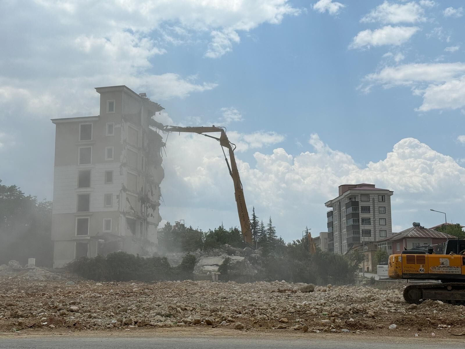 Afşin’de Yıkım Çalışmaları Devam Ediyor (3)