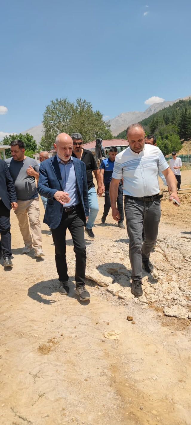 Ali Öztunç Ekinözü’nde İncelediasfalt Ve Turizm Çalışmaları Sürüyor