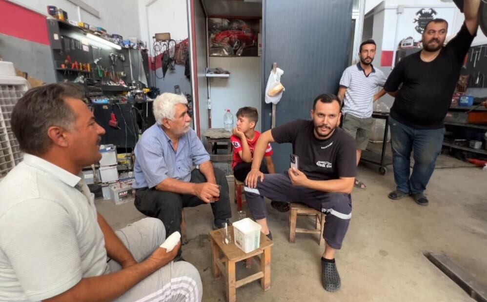 Aracını Tamire Getirdi, Sanayi Esnafına Unutulmaz Anlar Yaşattı 3