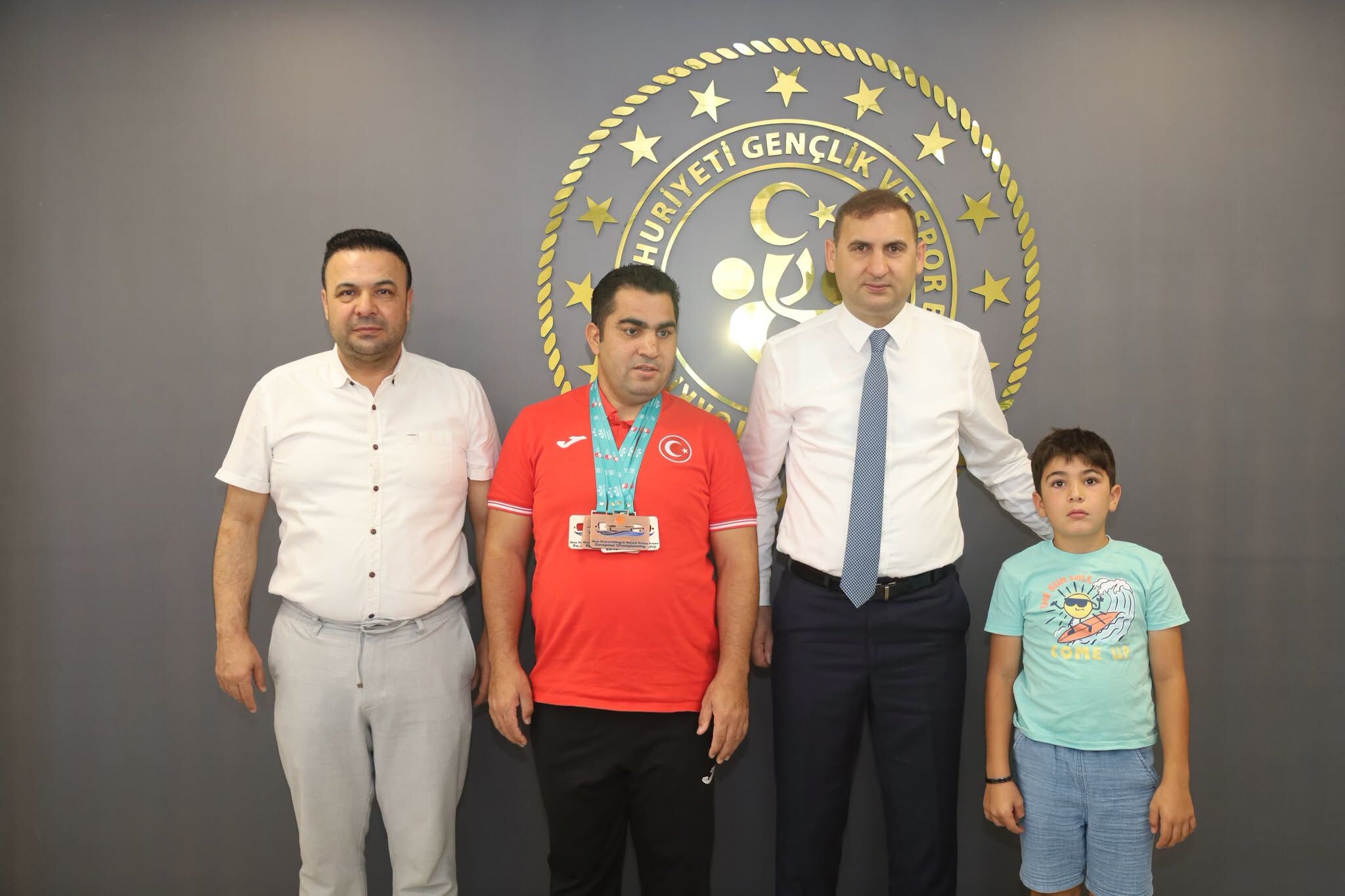 Avrupa Şampiyonu Kaya’dan İl Müdürü Özdemir’e Ziyaret2