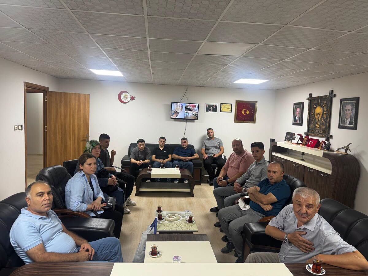Devlet Hastanesi Personellerinden Ak Parti Teşkilatına Ziyaret1