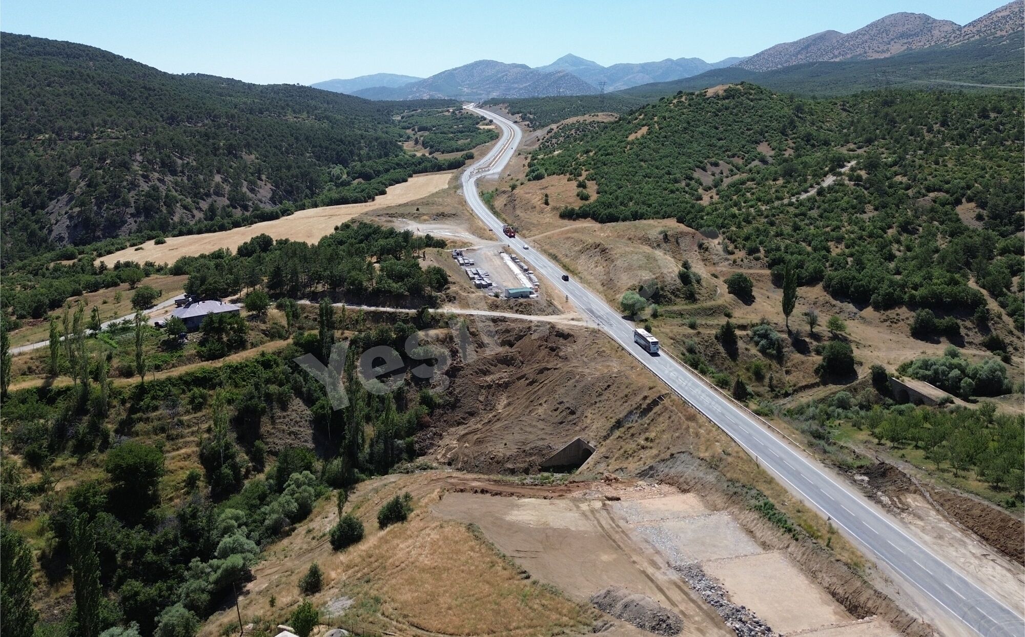 Elbistan–Afşin–Göksun Yolunda Son Viraj Yazıköy’de Çalışmalar Hızlandı (2)