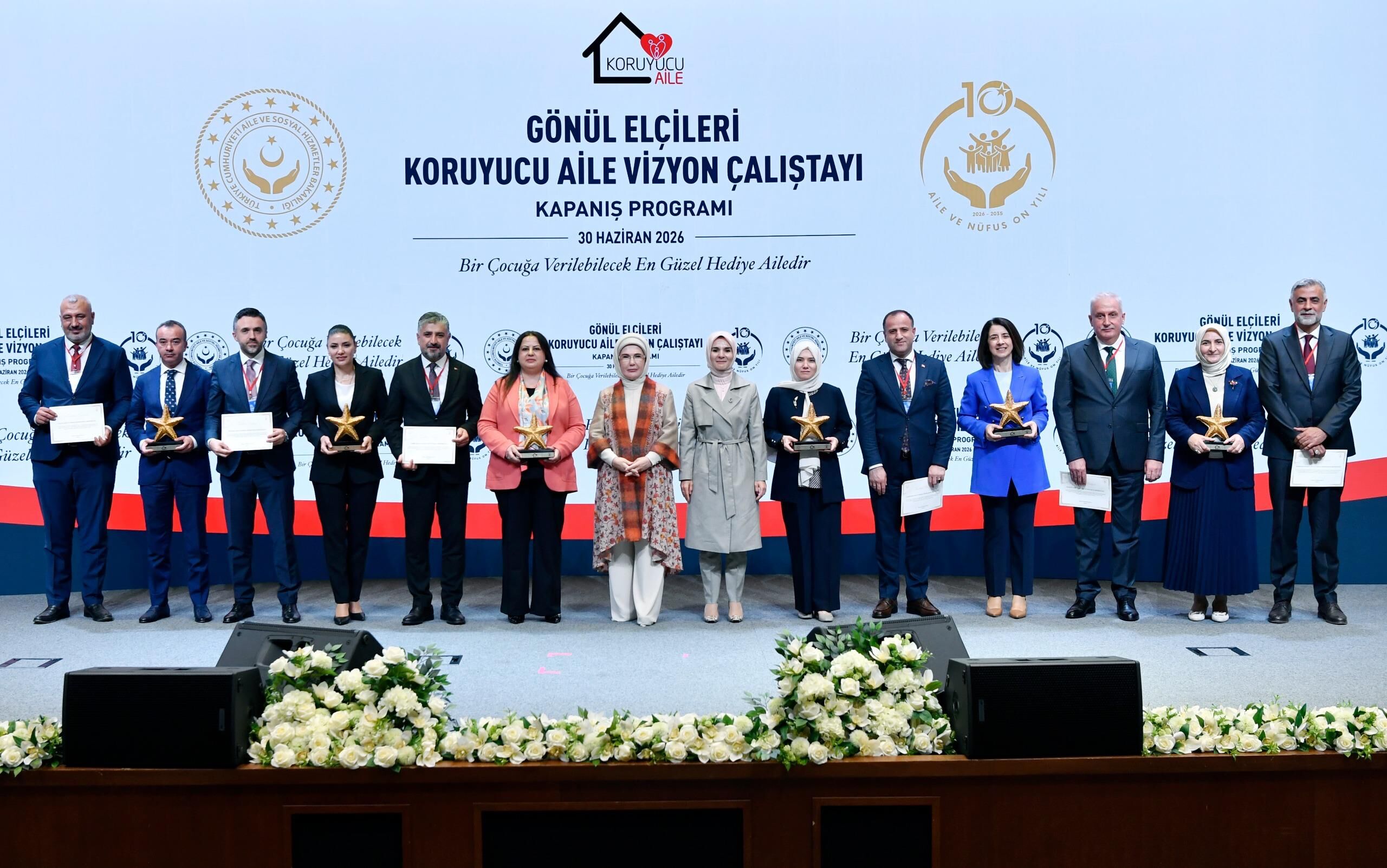 Kahramanmaraş’ın Koruyucu Aile Başarısı Ödülle Taçlandırıldı (5)