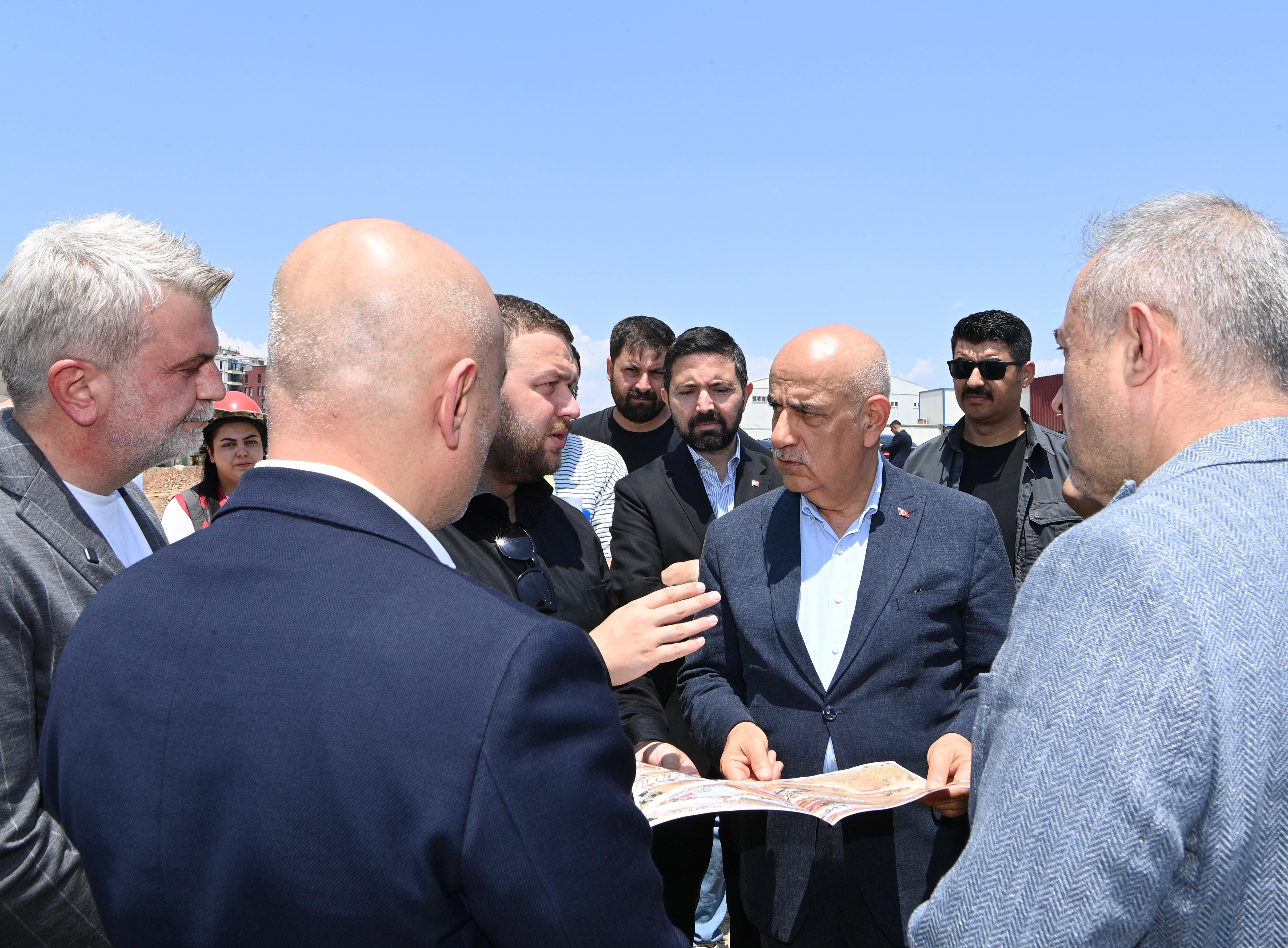 Kahramanmaraş’ın Yeni Sağlık Üssünde Çalışmalar Tüm Hızıyla Sürüyor (4)