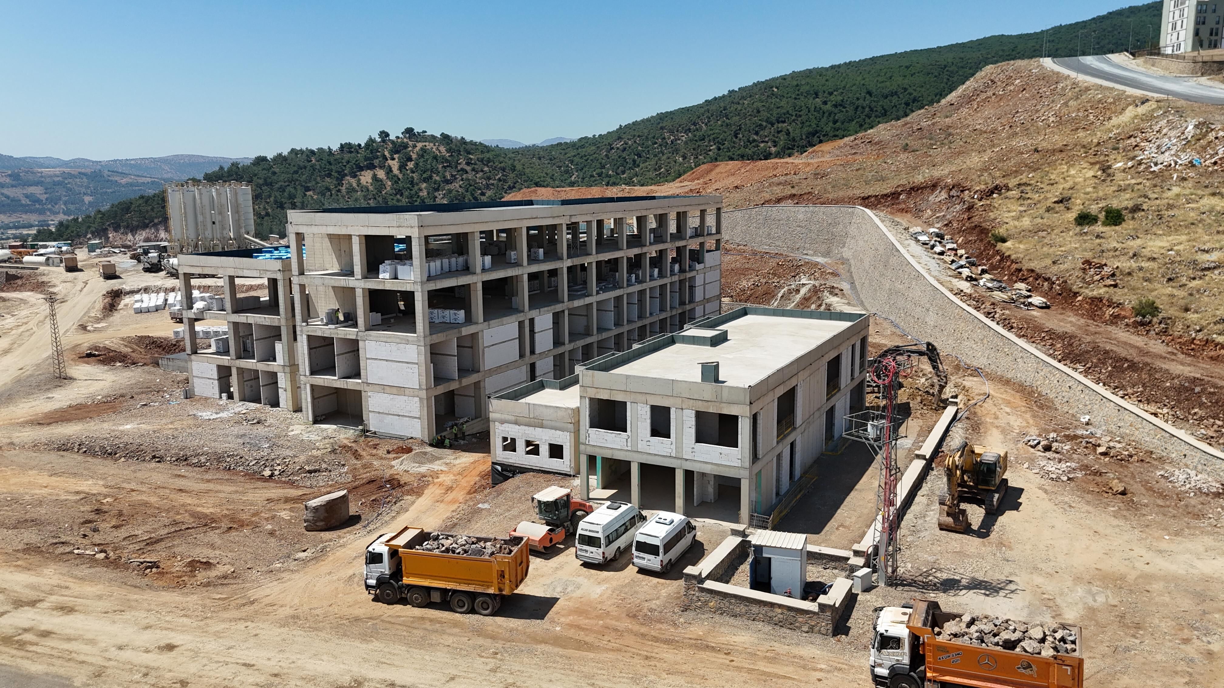 Kahramanmaraş’ın Yeni Sağlık Üssünde Çalışmalar Tüm Hızıyla Sürüyor (5)