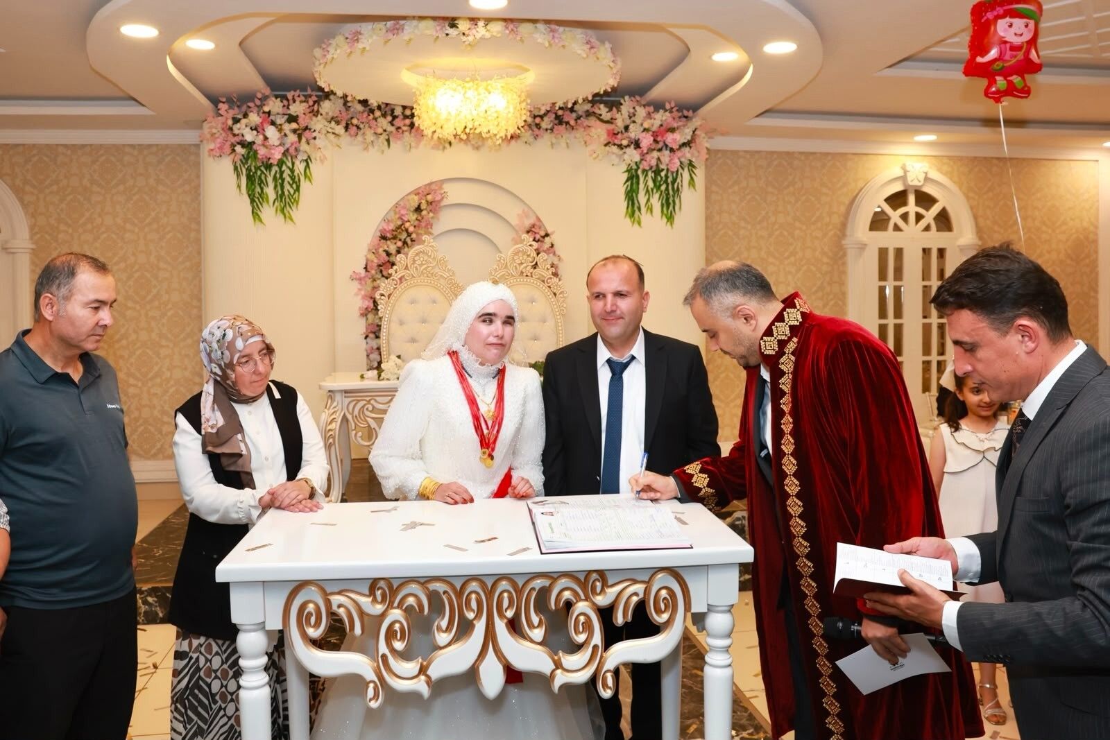 Kahramanmaraş’ta Anlamlı Nikah Görme Engelli Çift Dünyaevine Girdi (2)