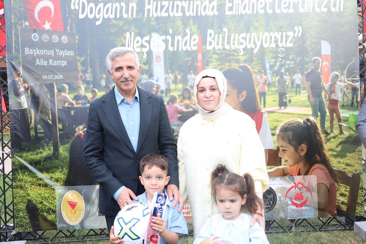 Vali Ünlüer, Şehit Ve Gazi Çocuklarının Karne Sevincine Ortak Oldu3