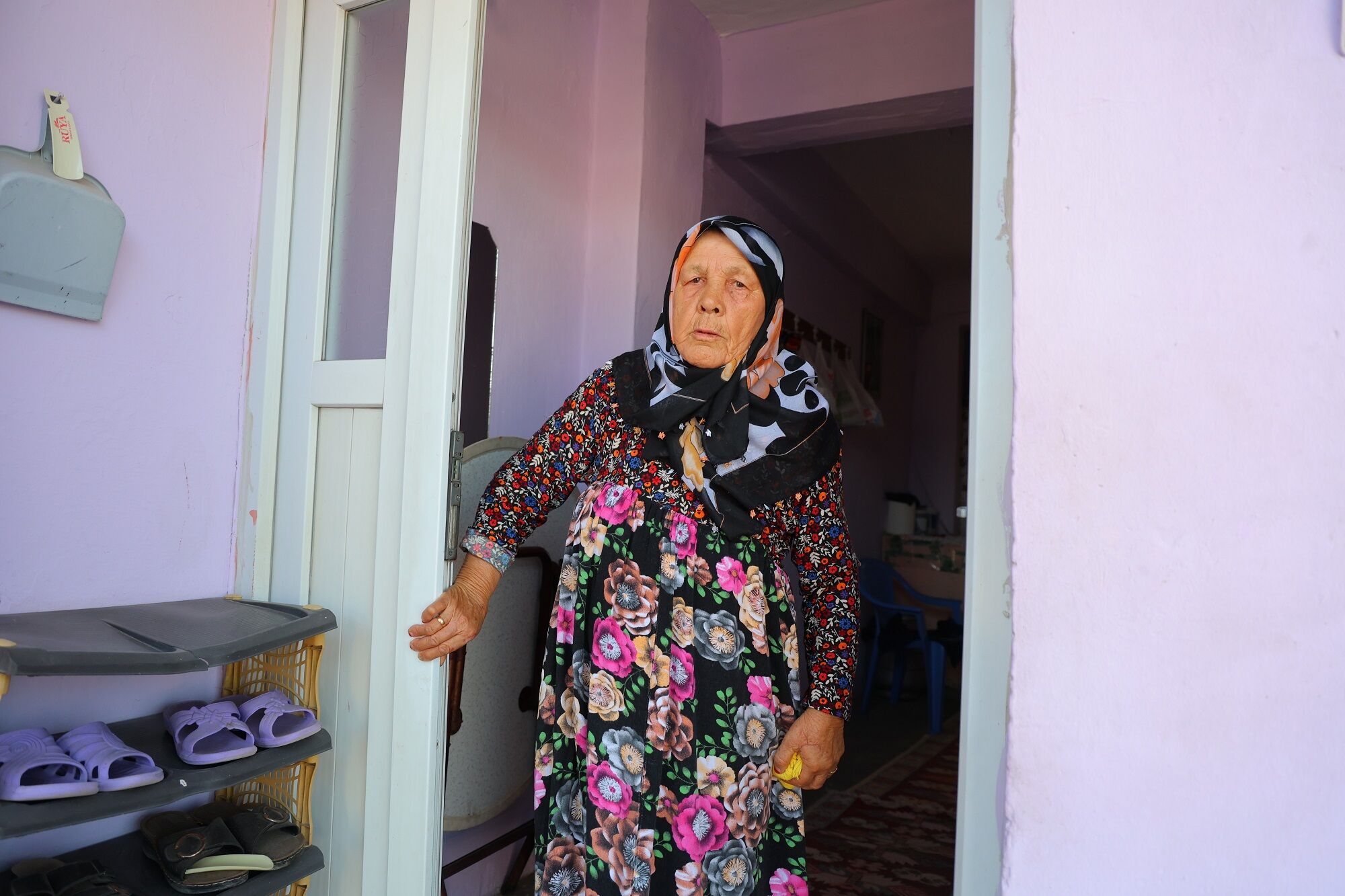 Yaşlı Kadına Bıçaklı Saldırı Komşusu Altın Bileziğini Alıp Kaçtı (2)