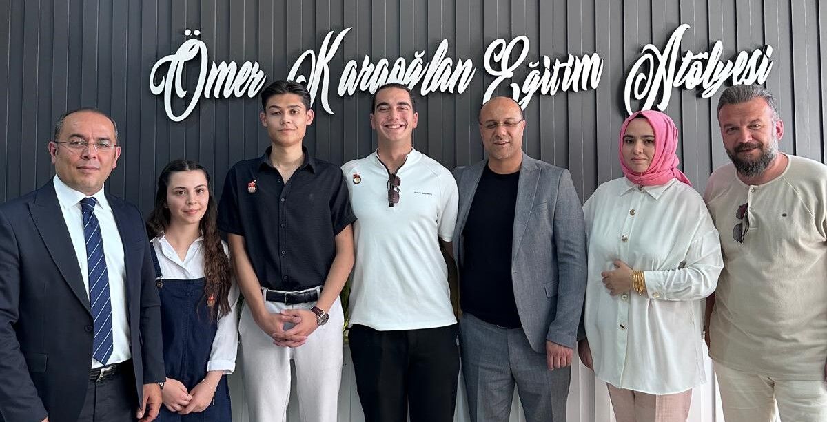 Yks 2026'Da Afşin'e Damga Vurdular! Başarılı Öğrenciler Ödüllendirildi (9)-1