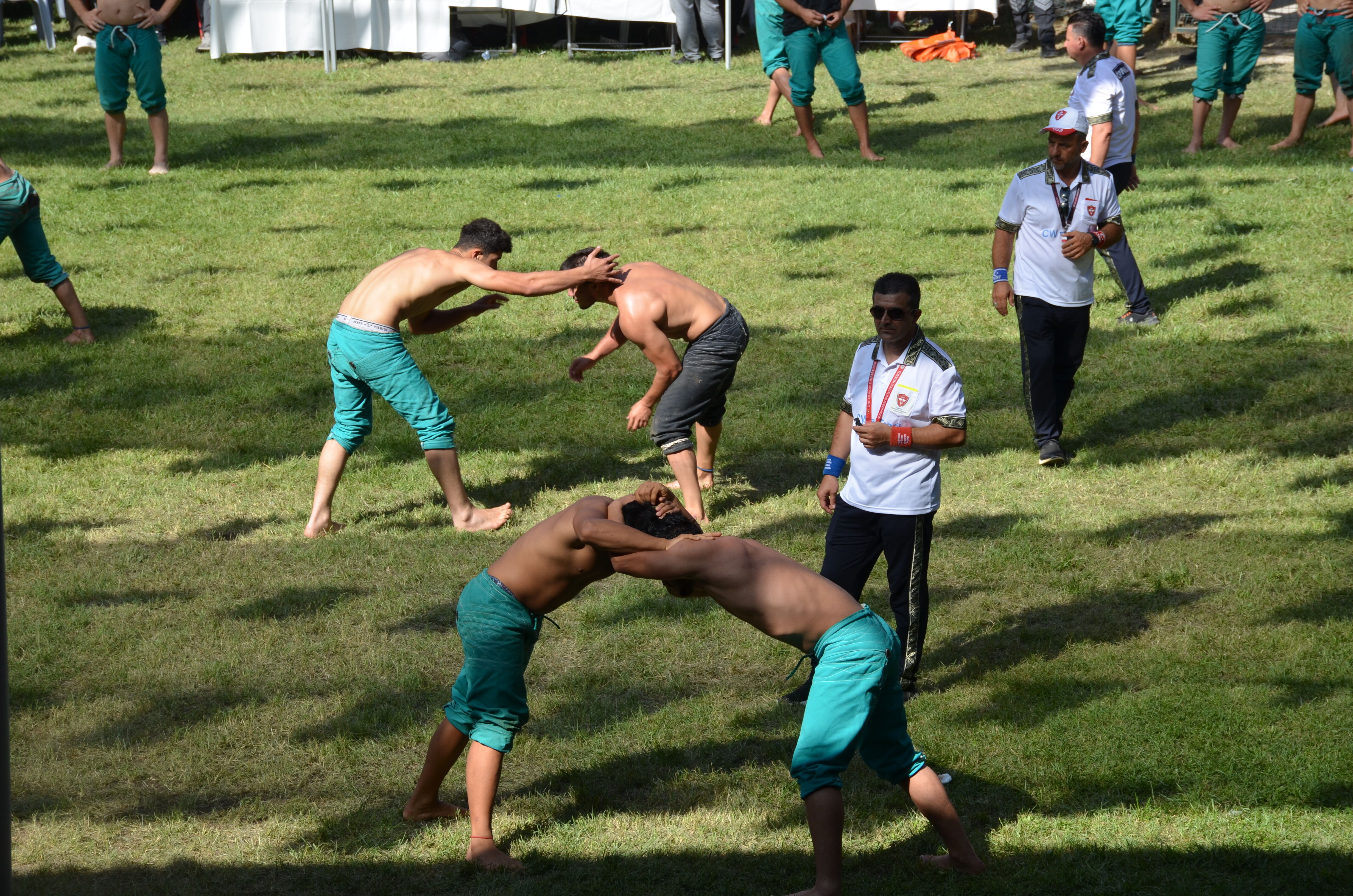 48. Geleneksel Eshab I Kehf Karakucak Güreş Festivali Afşin’de Coşkuyla Tamamlandı (11)