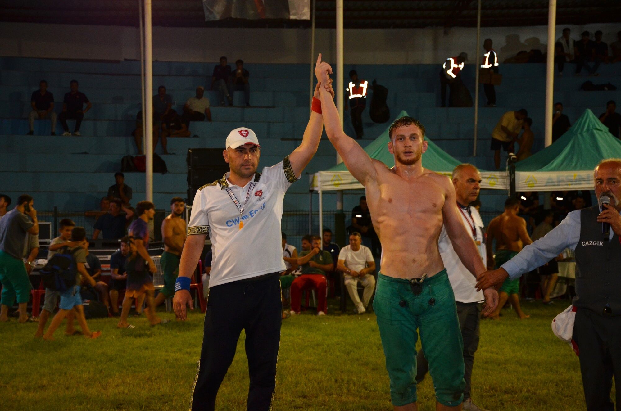 48. Geleneksel Eshab I Kehf Karakucak Güreş Festivali Afşin’de Coşkuyla Tamamlandı (32)
