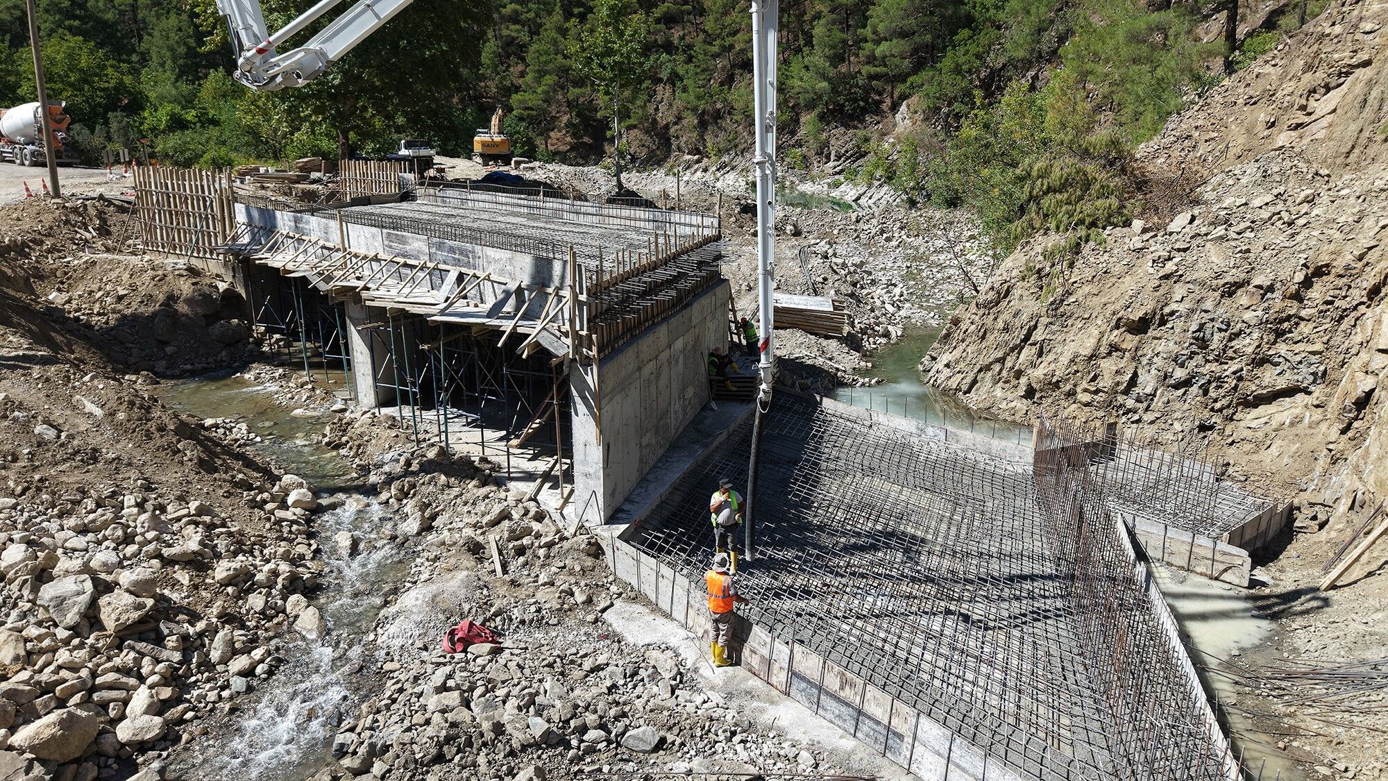 53 Yıllık Köprünün Yerine Yeni Köprü Yapılıyor (5)