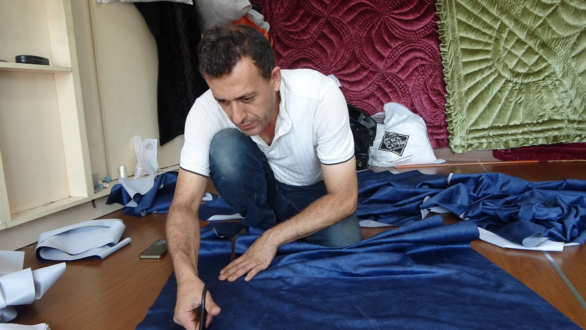 54 Yıldır Yorgan Dikiyor, Mesleğinin Yok Oluşunu İzliyor