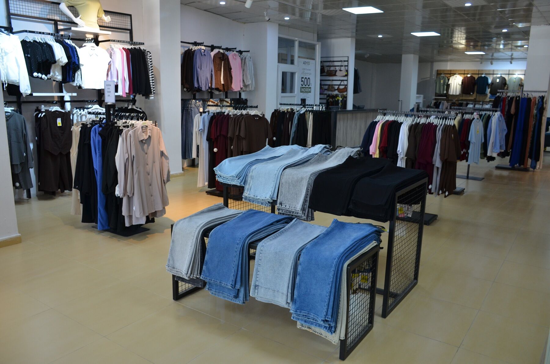 Adyes Giyim’de Dev Kampanya 2 Bin Tl Alışverişe 500 Tl İndirim (19)