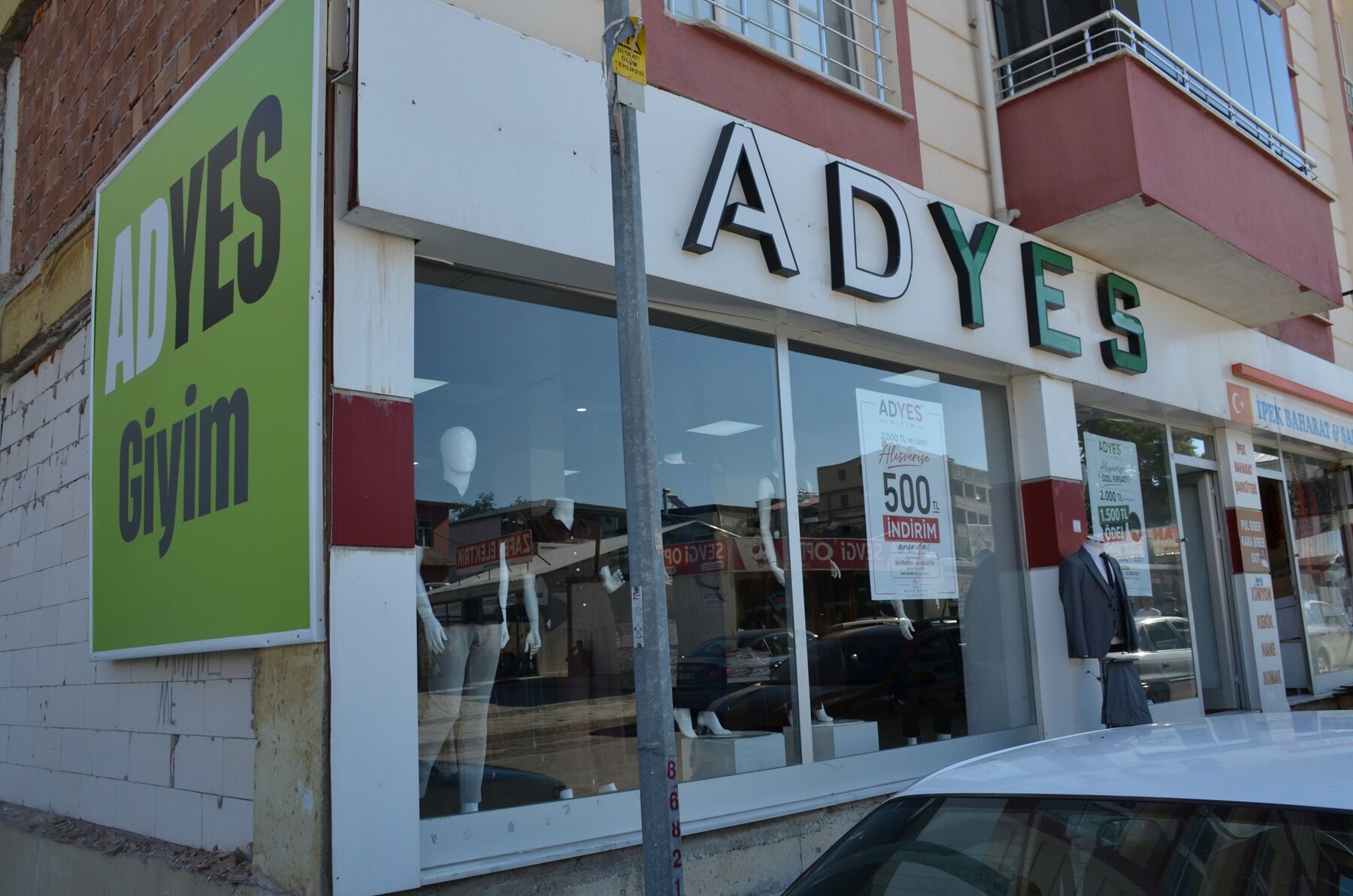 Adyes Giyim’de Dev Kampanya 2 Bin Tl Alışverişe 500 Tl İndirim (23)