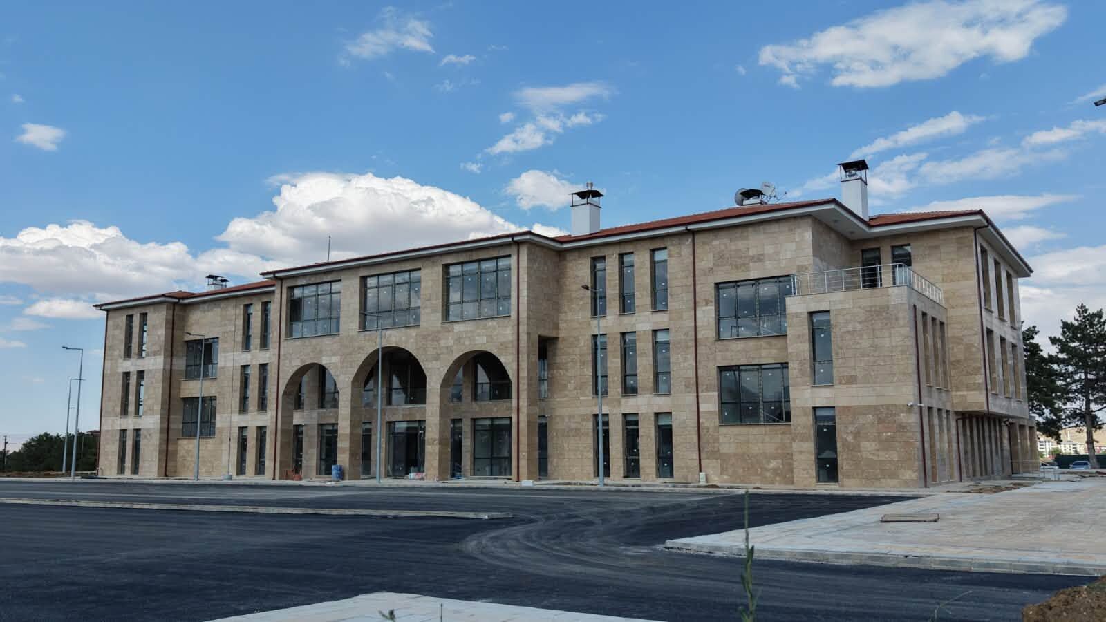 Afşin Belediyesi’nin Yeni Hizmet Binası Tamamlandı3