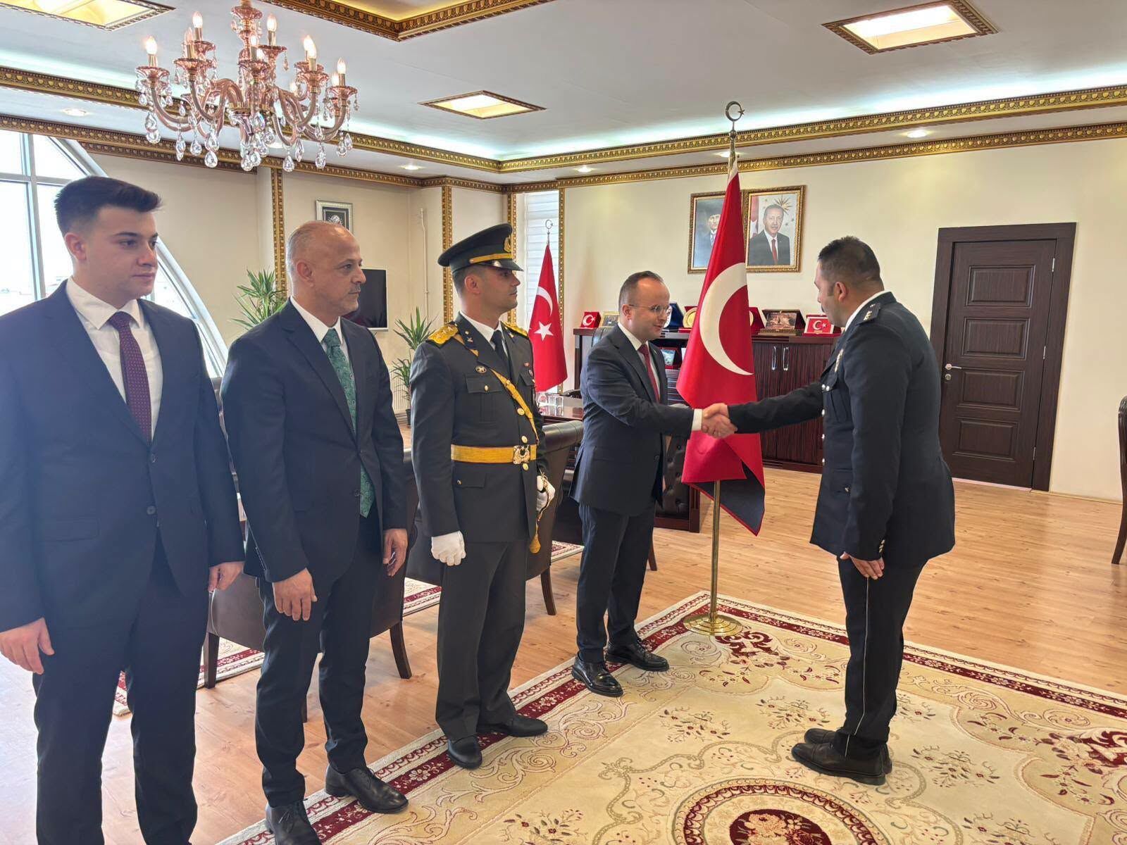 Afşin Kaymakamı Arslantürk, 30 Ağustos Tebriklerini Kabul Etti (1)
