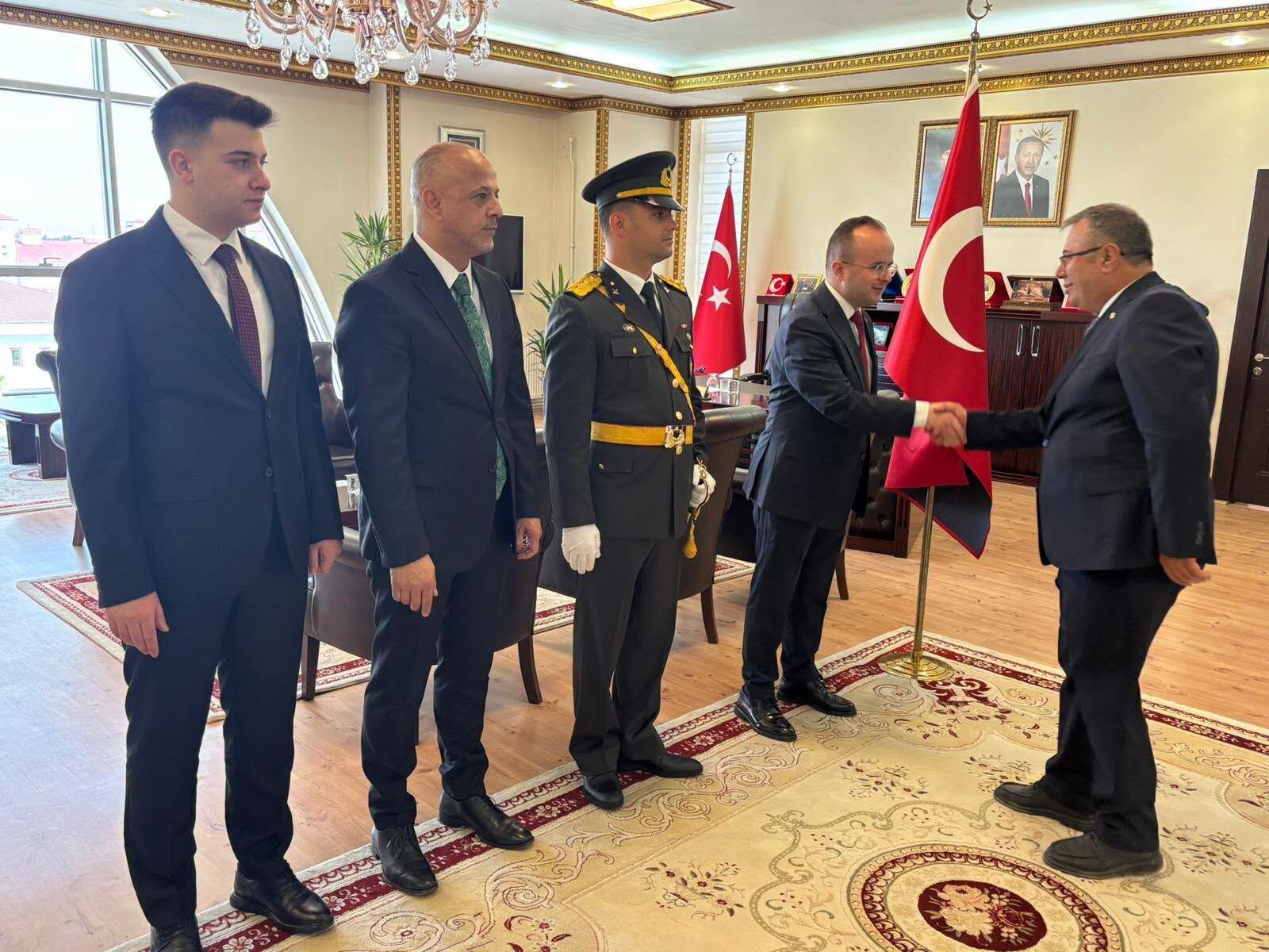 Afşin Kaymakamı Arslantürk, 30 Ağustos Tebriklerini Kabul Etti (2)