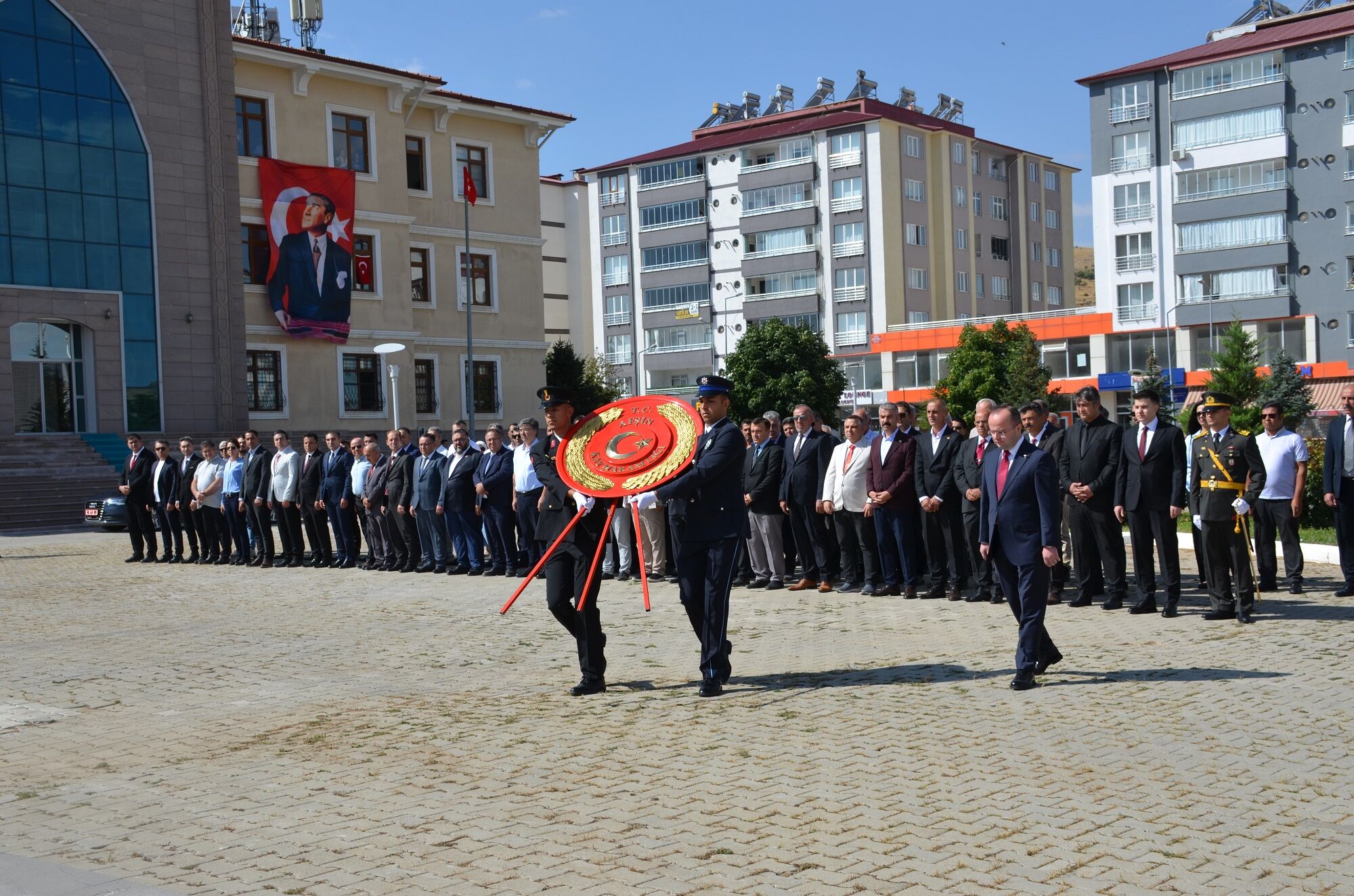 Afşin’de 30 Ağustos Zafer Bayramı’nın 104. Yılı Törenle Kutlandı (4)