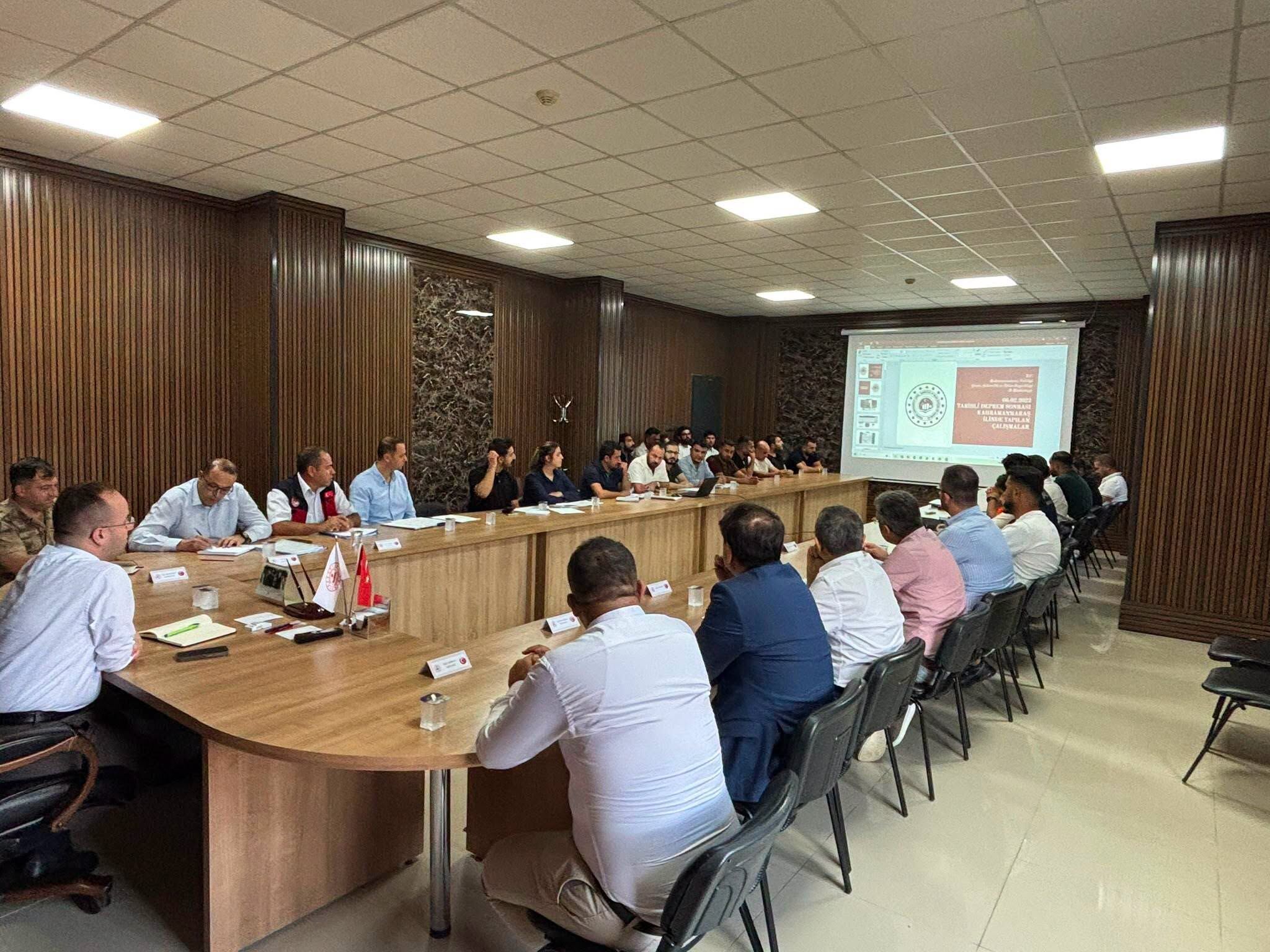 Afşin’de Afad Koordinasyon Toplantısında Deprem Sonrası Çalışmalar Değerlendirildi2