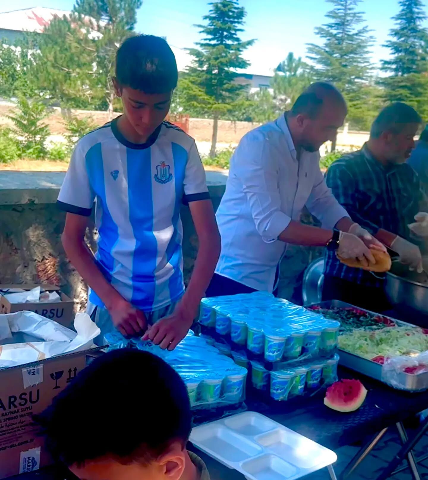 Afşin'de Kur’an Kursu Öğrencilerine Gönülleri Isıtan İkram3