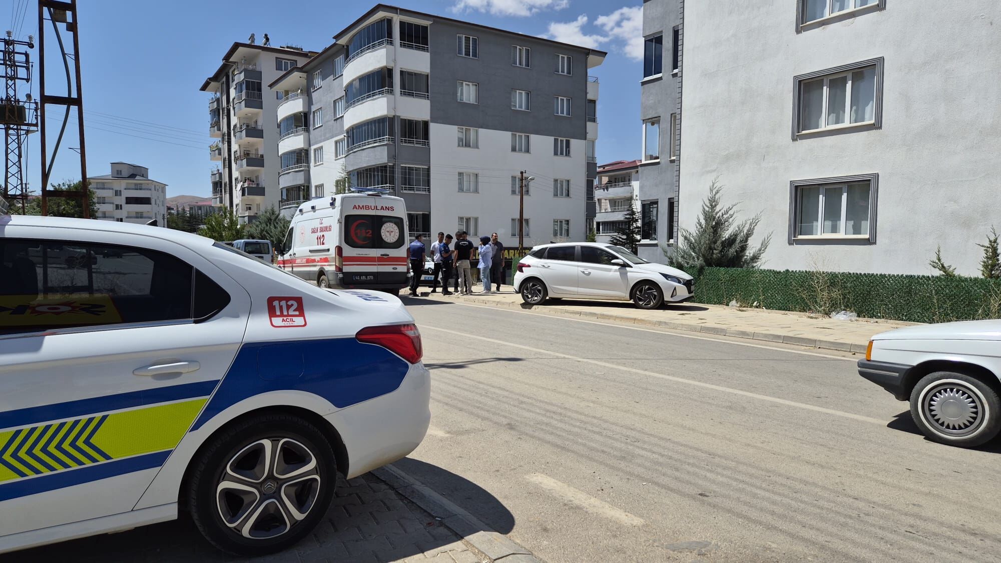 Afşin'de Otomobil Yayaya Çarptı: 1 Yaralı