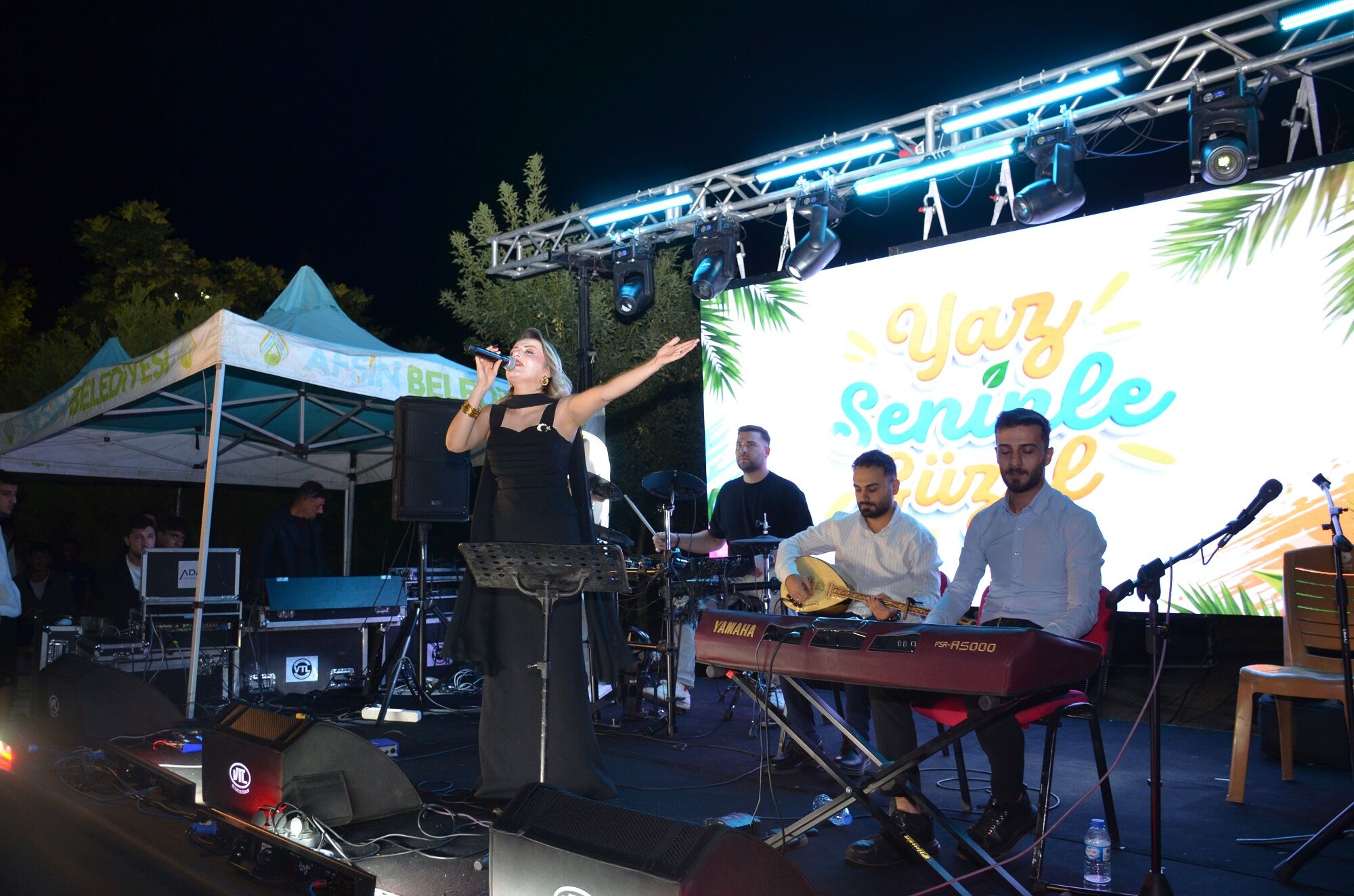 Afşin’de Zafer Bayramı’nın 104. Yılına Özel Konser Düzenlendi (6)