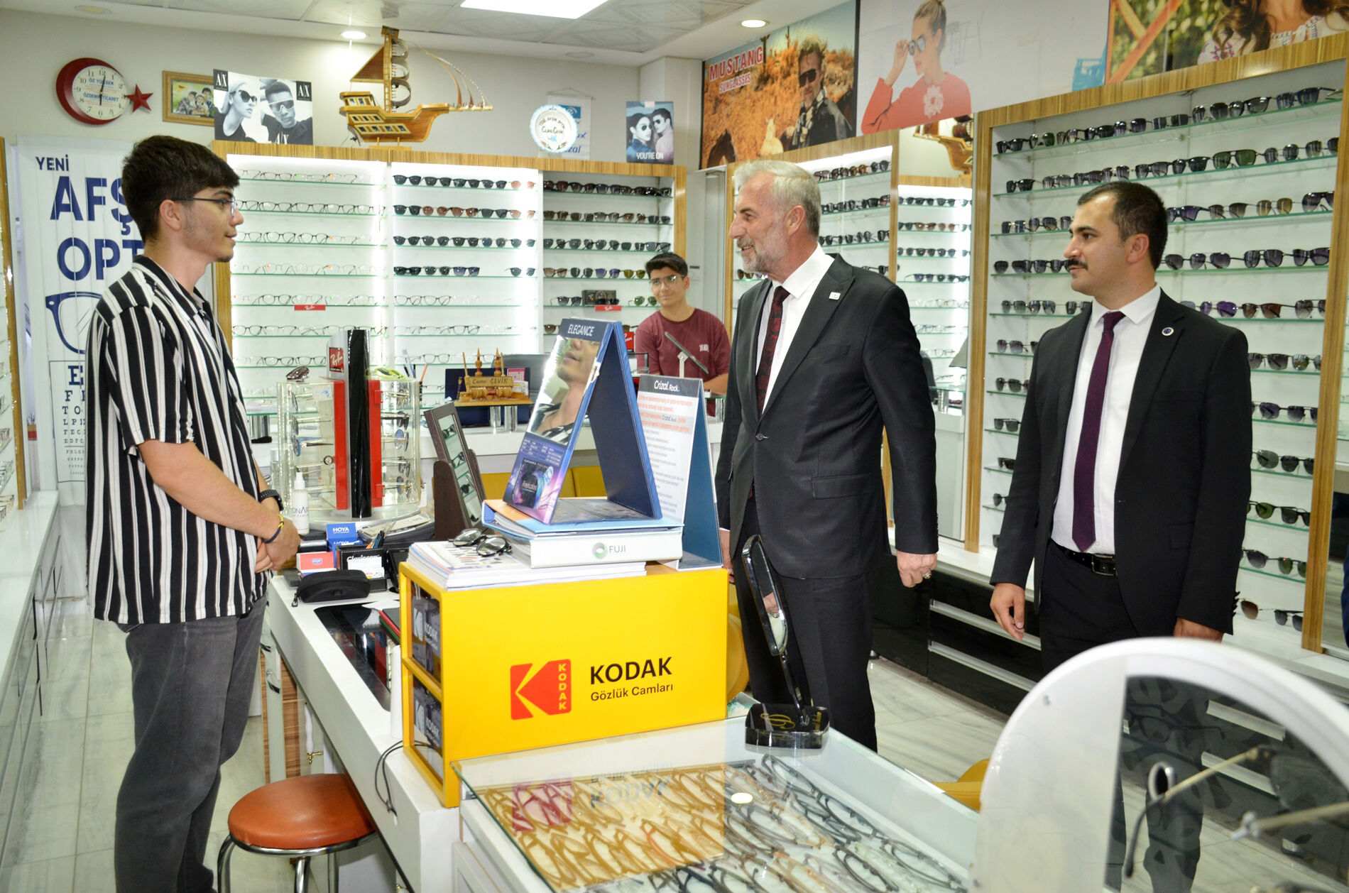 Anahtar Parti’den Afşin’de Esnaf Ziyareti Sorun Ve Talepler Dinlendi (16)