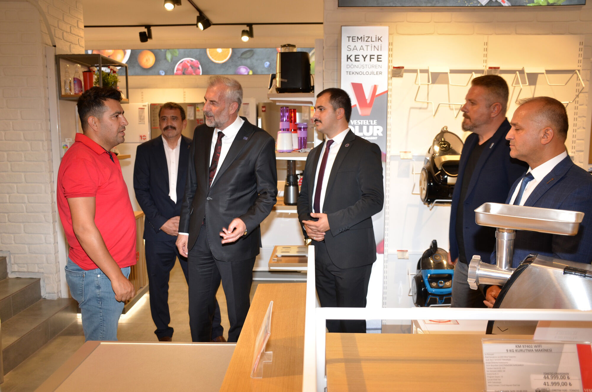 Anahtar Parti’den Afşin’de Esnaf Ziyareti: Sorun ve Talepler Dinlendi