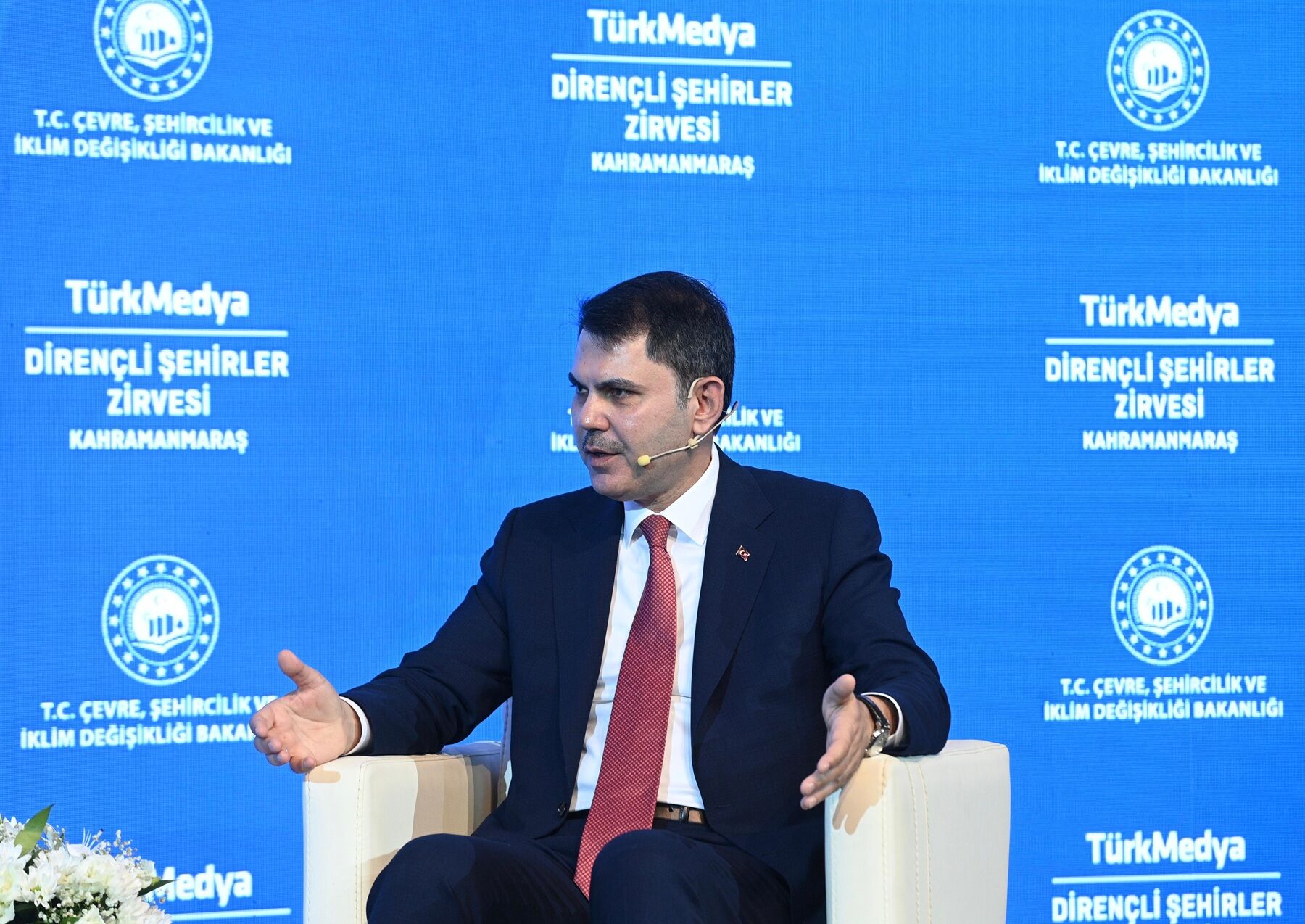 Bakan Kurum 15 Günde Temel Attık, 45 Günde İlk Konutları Teslim Ettik (1)-1