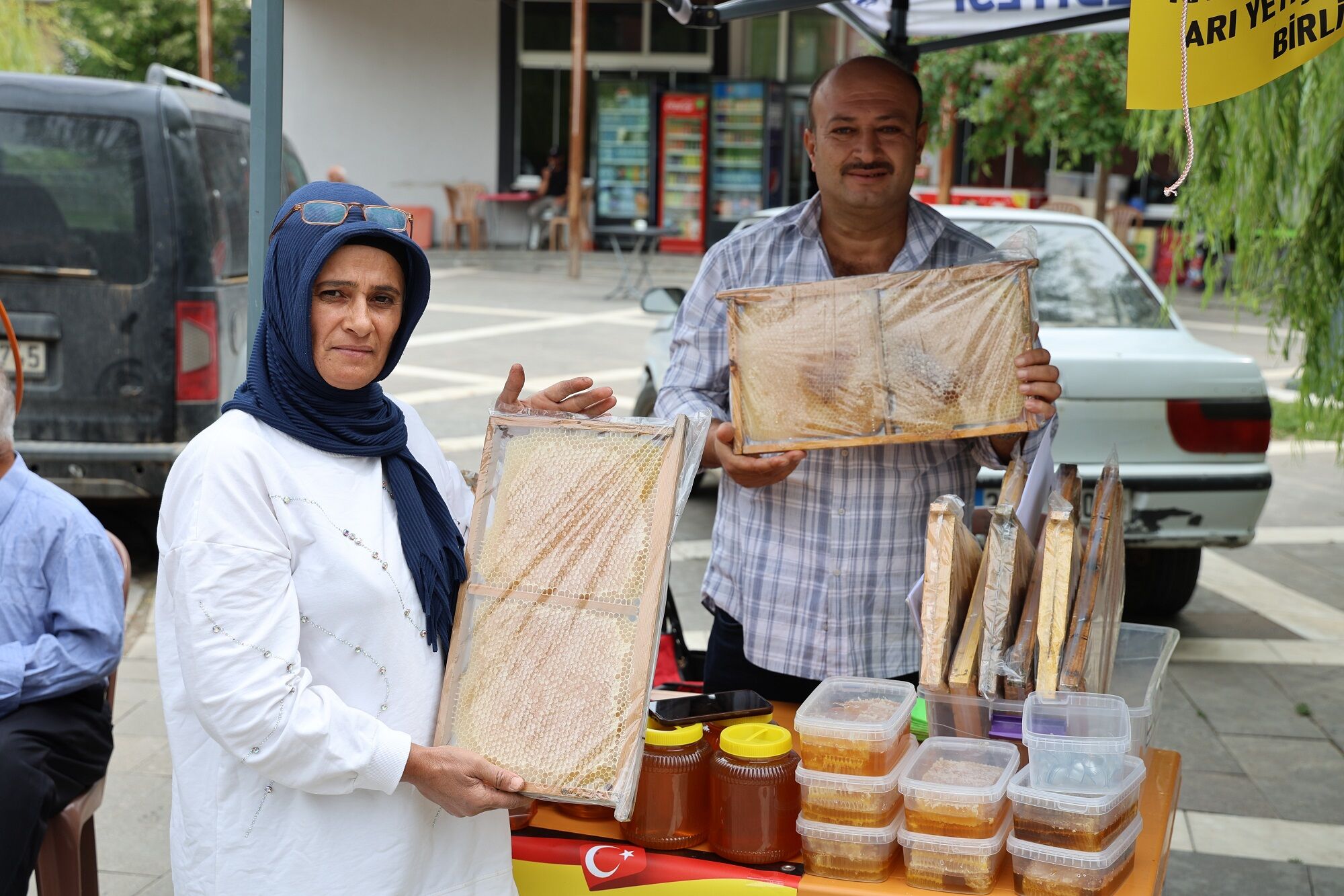 Göksun’da İlk Bal Festivali Düzenlendi 1 Kilo Balı Saniyeler İçinde Tüketti (7)-1