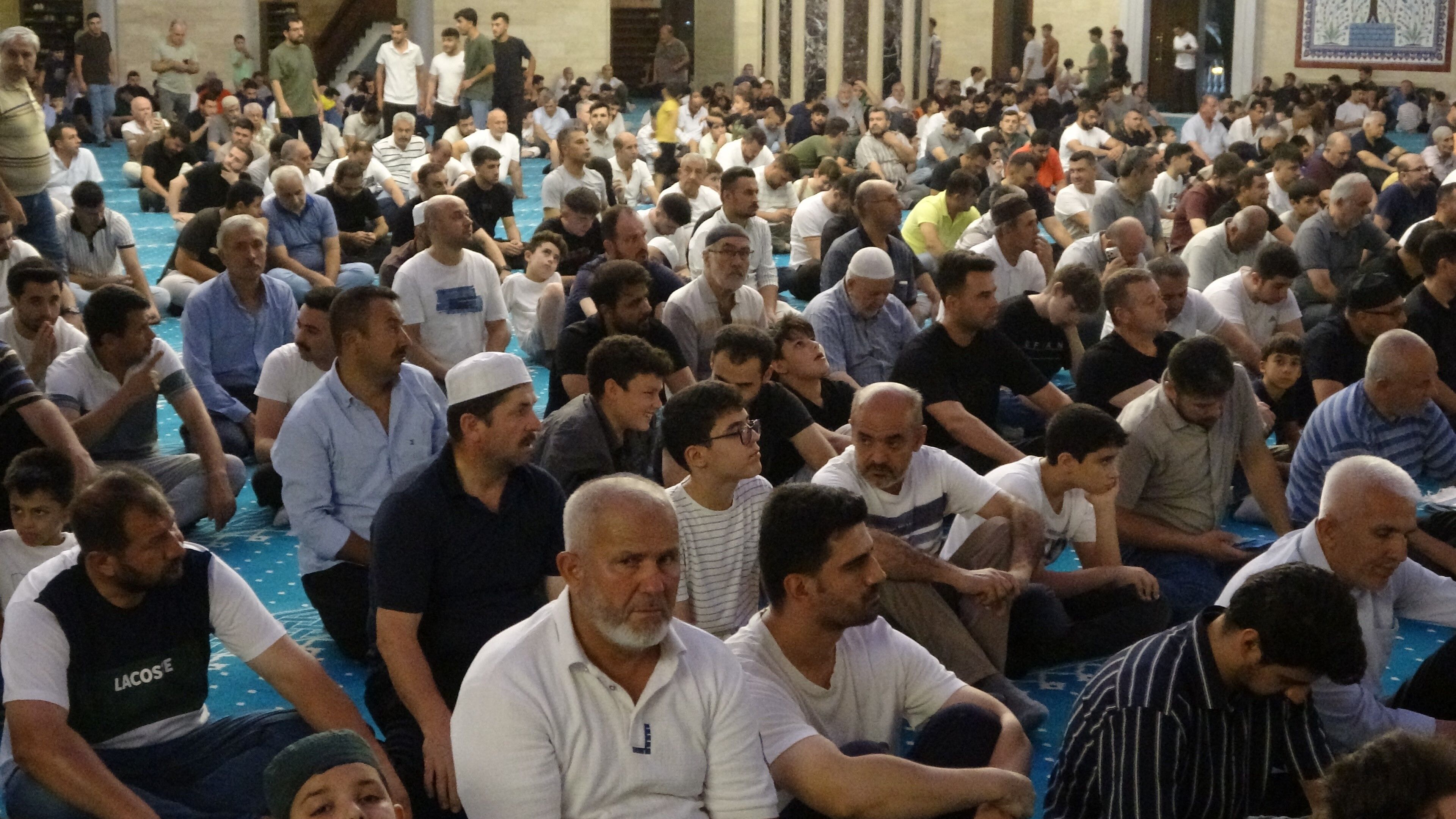 Mevlid Kandili'nde Abdülhamid Han Camii Doldu Taştı (2)