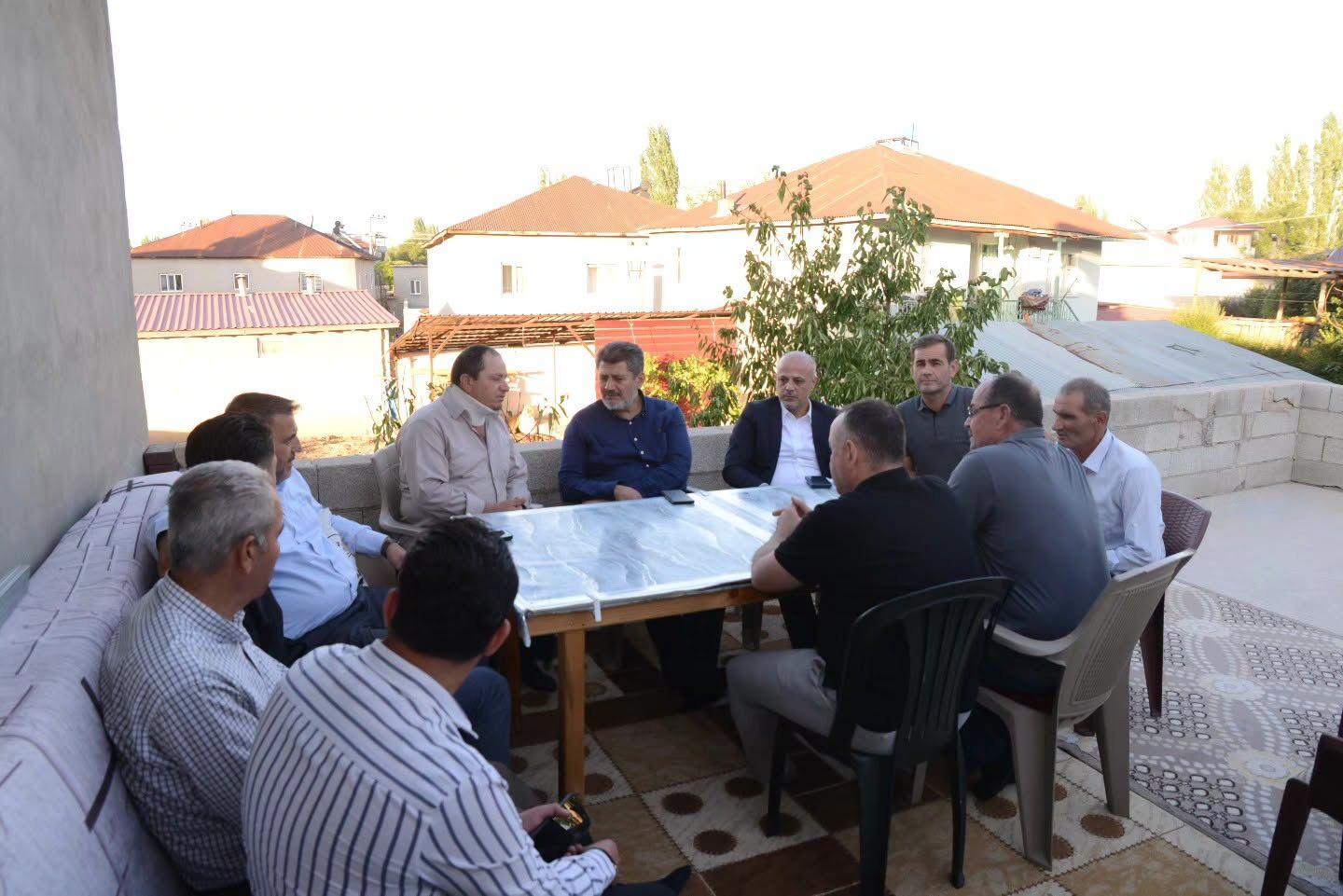 Milletvekili Debgici Afşin’de Esnaf, Şantiye Ve Hane Ziyaretleri Gerçekleştirildi2