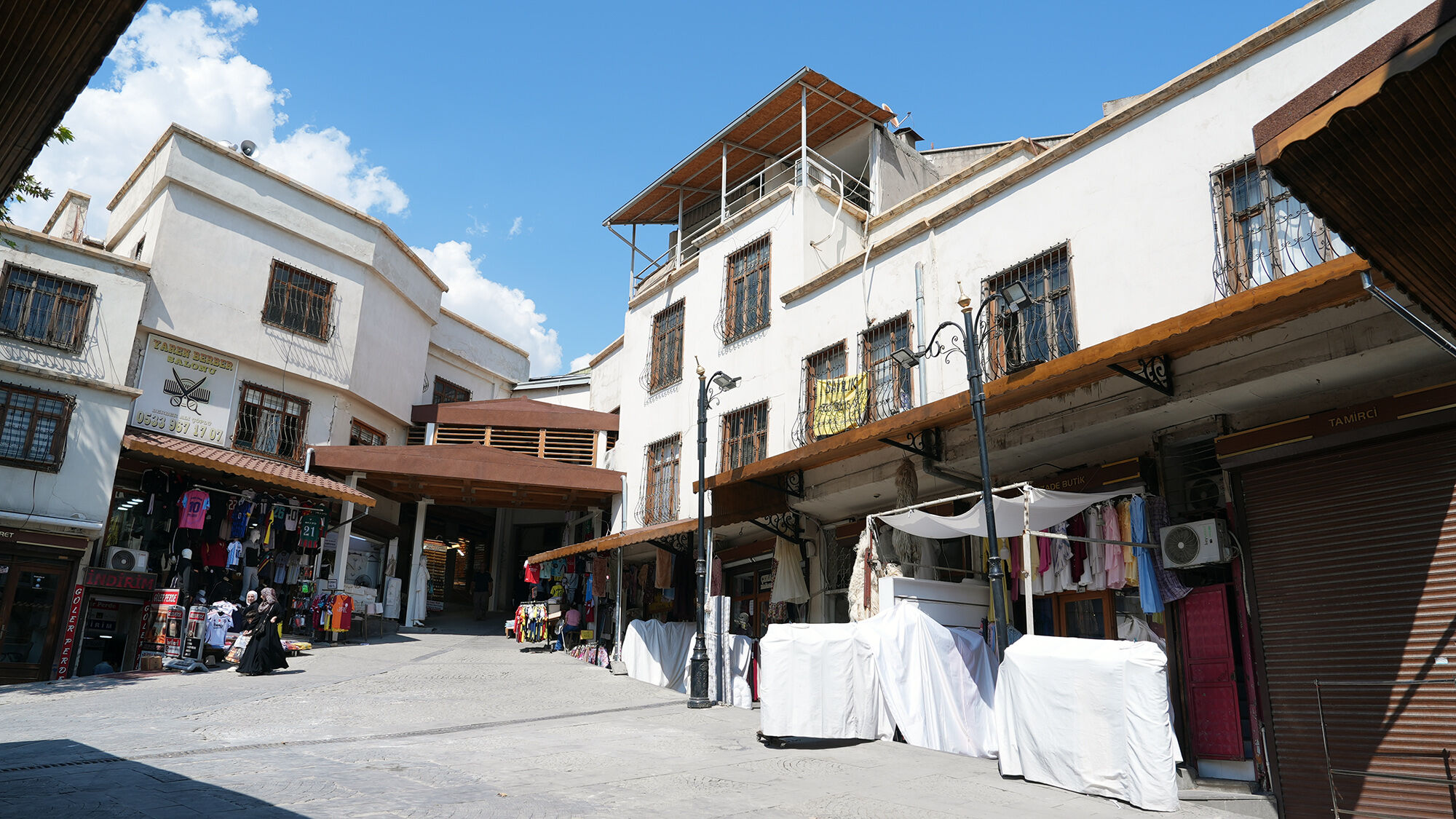 Büyükşehir’den Saraçhane Meydanı’na Tarihle Uyumlu Düzenleme