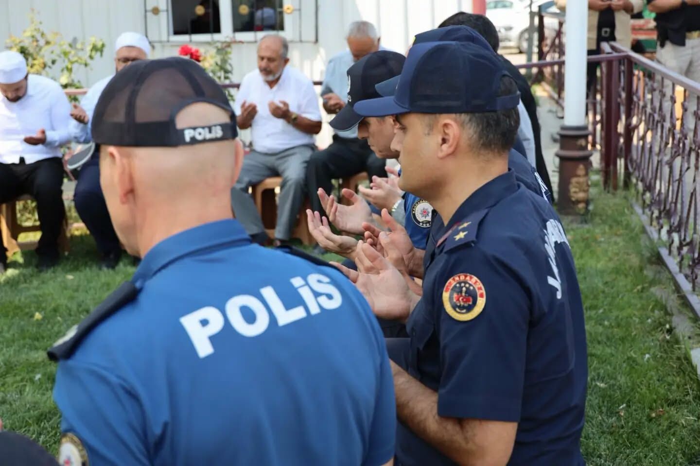 Şehit Polis Memuru Durmuş Polat, Şehadet Yıl Dönümünde Dualarla Anıldı2