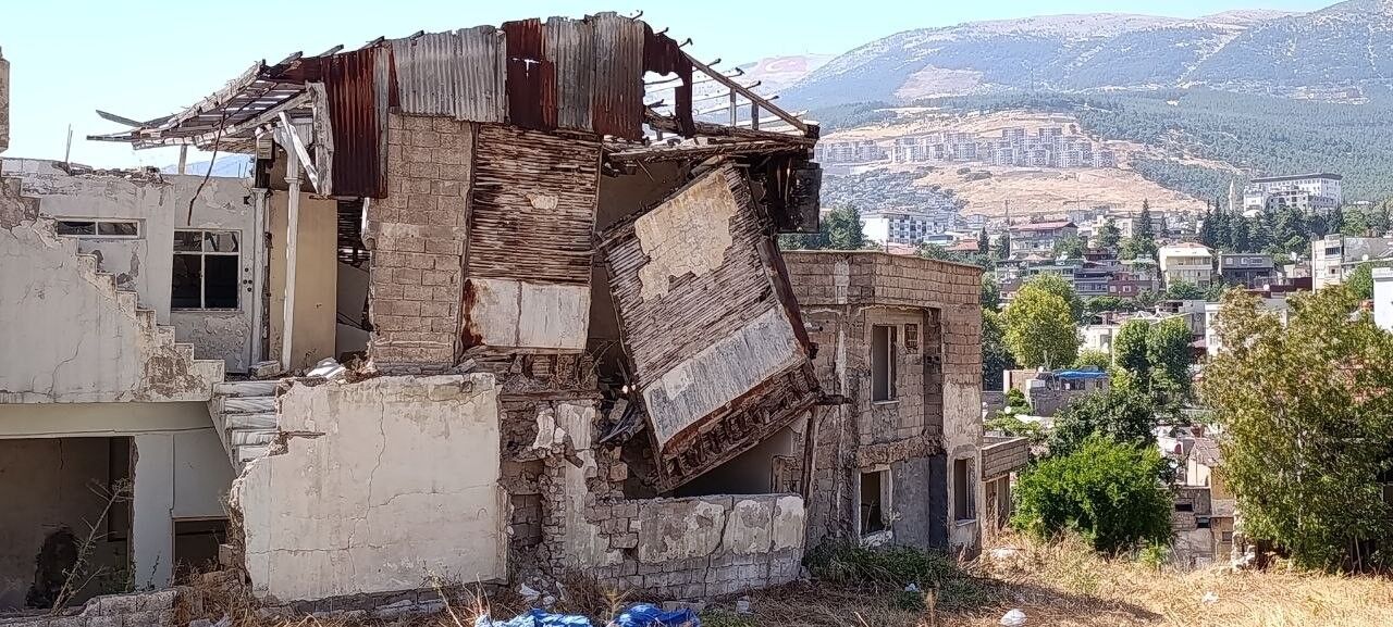 Tarihi Yapılar Çürümeye Terk Edildi (5)