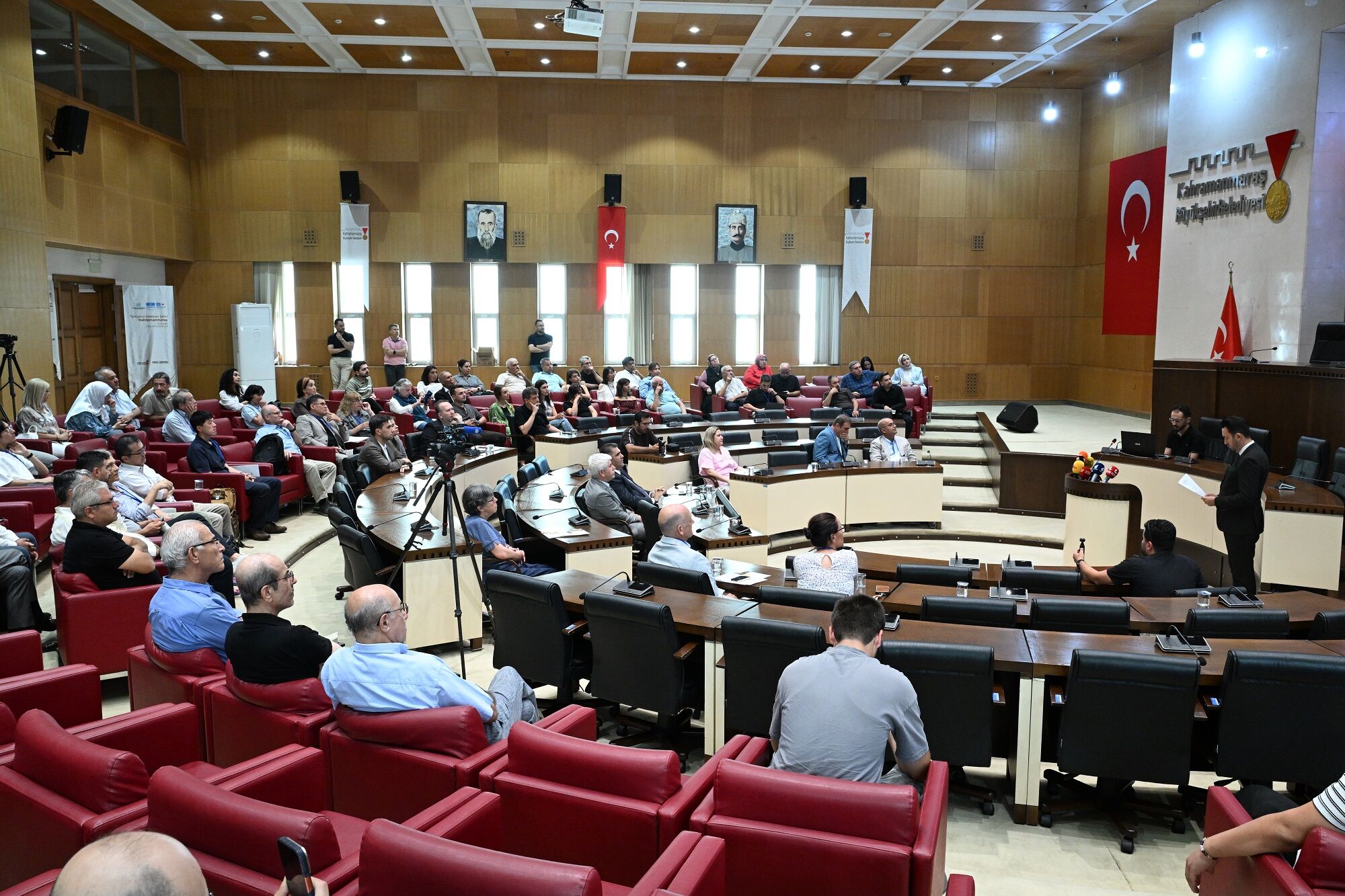Uluslararası Tarih Öncesi Çömlekçilik Çalıştayı Başladı