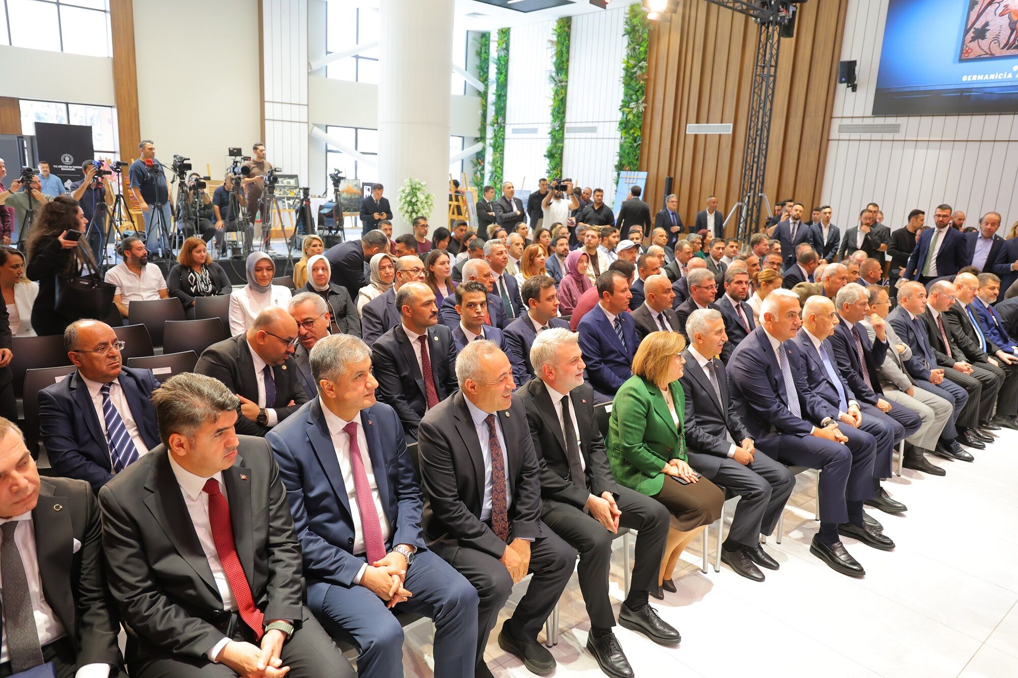 Bakan Ersoy Açıkladı Deprem Bölgesine 34 Milyar Liralık Kültür Yatırımı