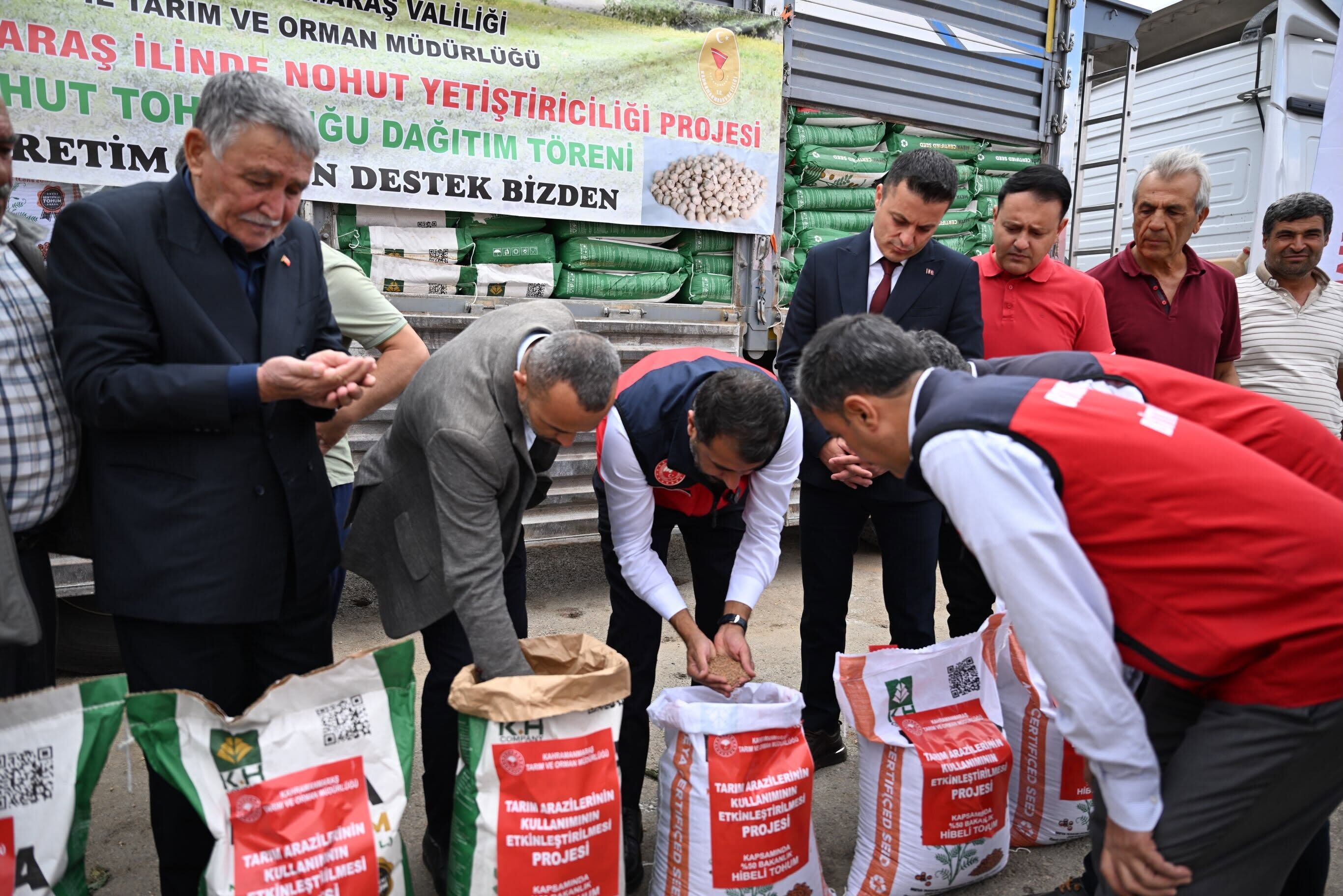 Afşin Dahil 9 İlçede Üreticilere 144 Ton Mercimek Ve Nohut Tohumu Desteği Verildi3