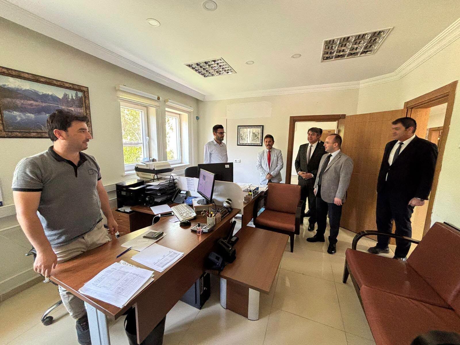 Afşin Kaymakamı Arslantürk’ten İlçe Milli Eğitim Müdürlüğüne Ziyaret4