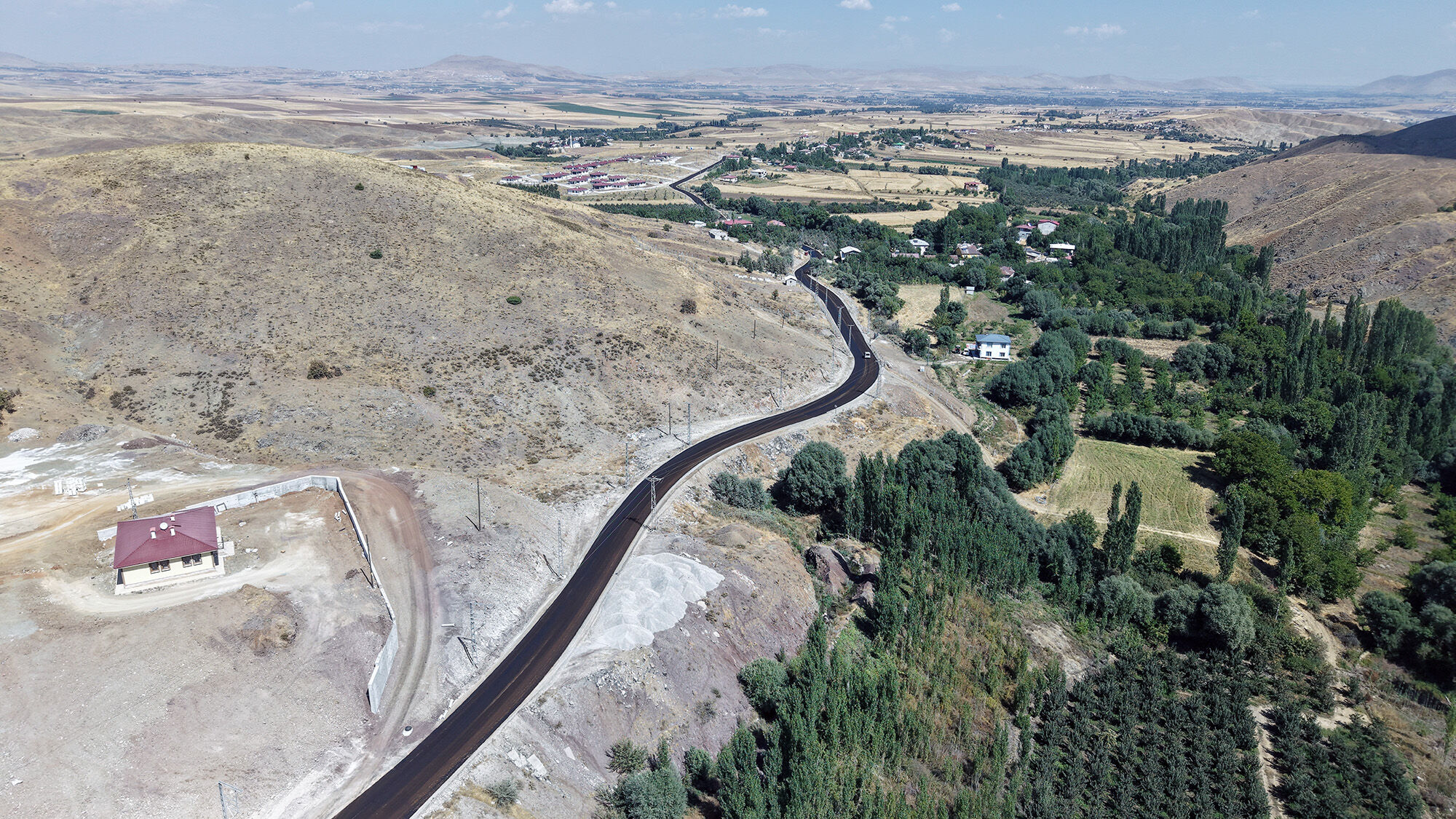 Büyükşehir, Göksun Kırsalındaki 5 Kilometrelik Yolu Yeniliyor-1