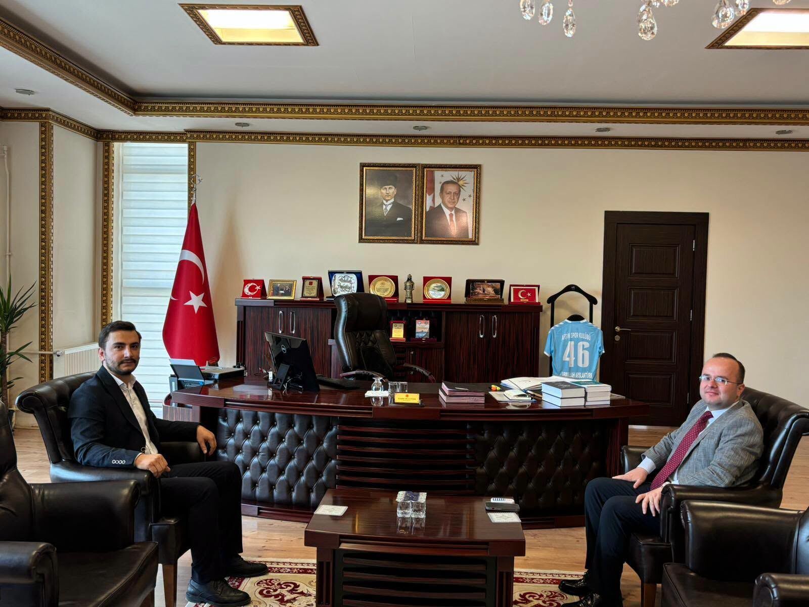 Kaymakam Arslantürk, Konuklarını Makamında Ağırladı2