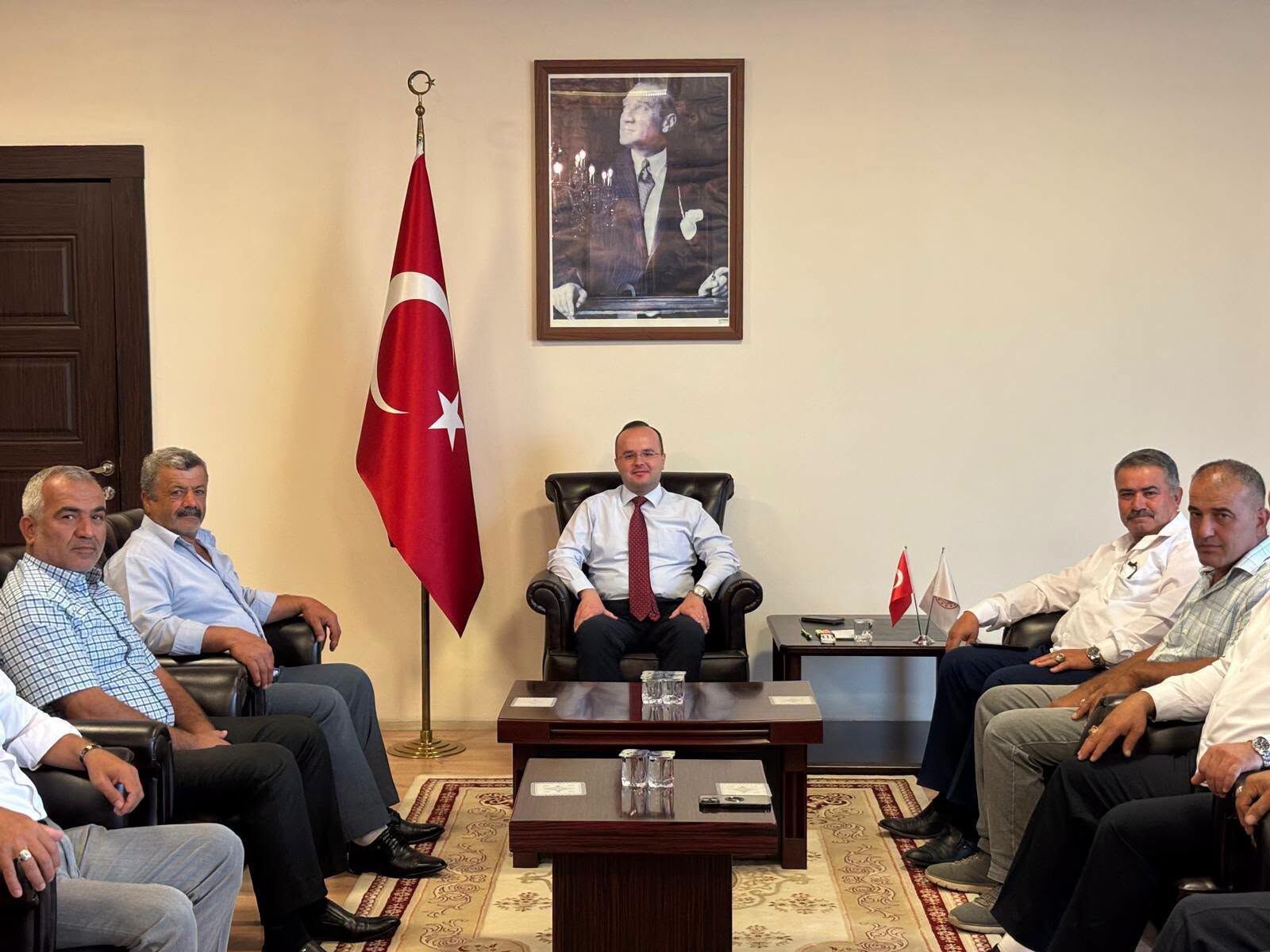 Kaymakam Arslantürk, Konuklarını Makamında Ağırladı3