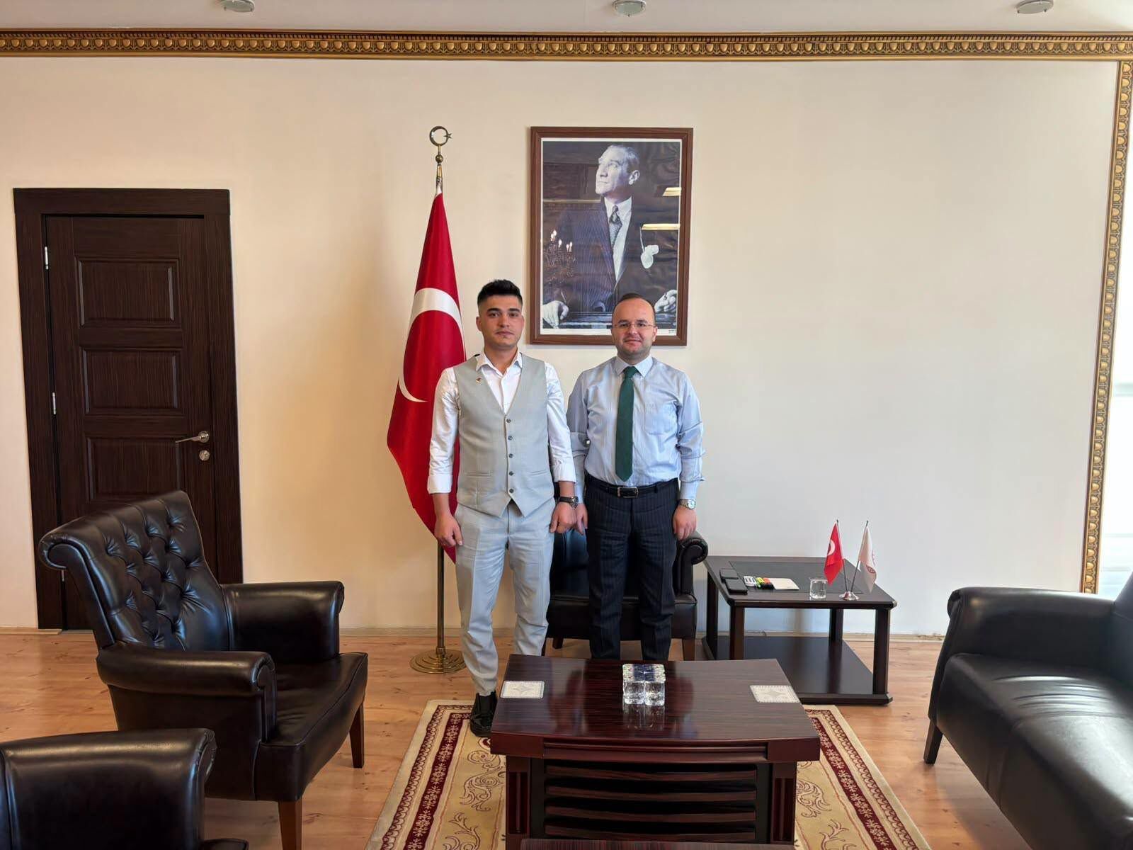 Kaymakam Arslantürk’e Ziyaretler Sürüyor2